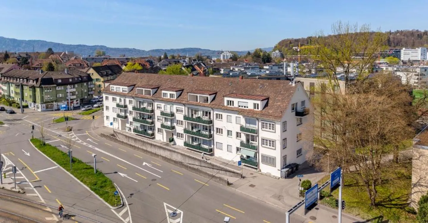 Summer Special: Benefit from one month rent-free! - Photo 1 of 13