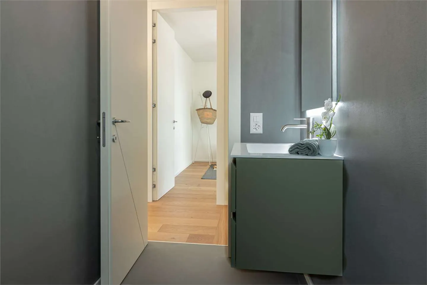 Villa moderne avec jardin privé - Photo 23 sur 37