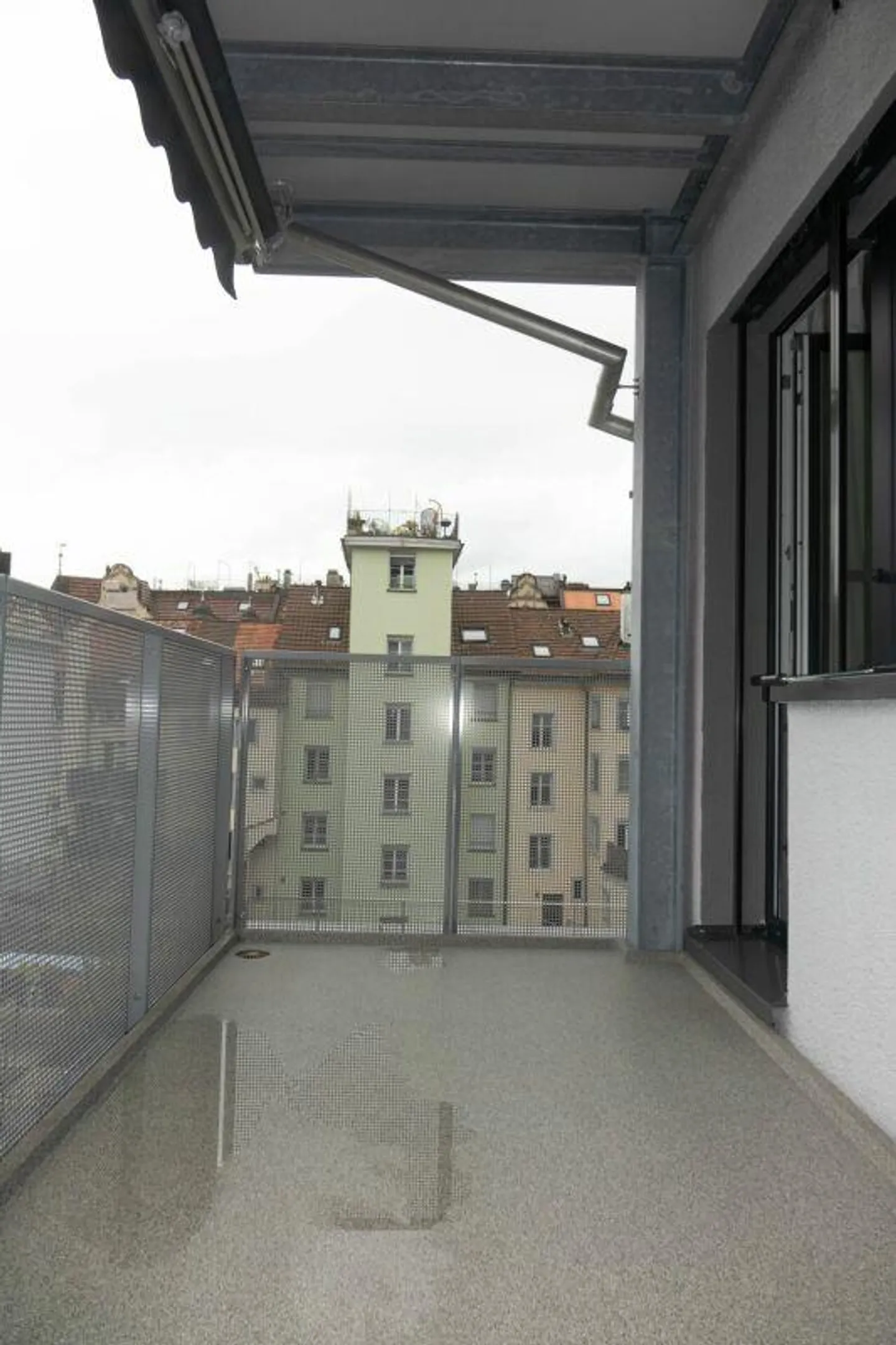 Living directly next to the old town in St. Gallen - Photo 7 of 10