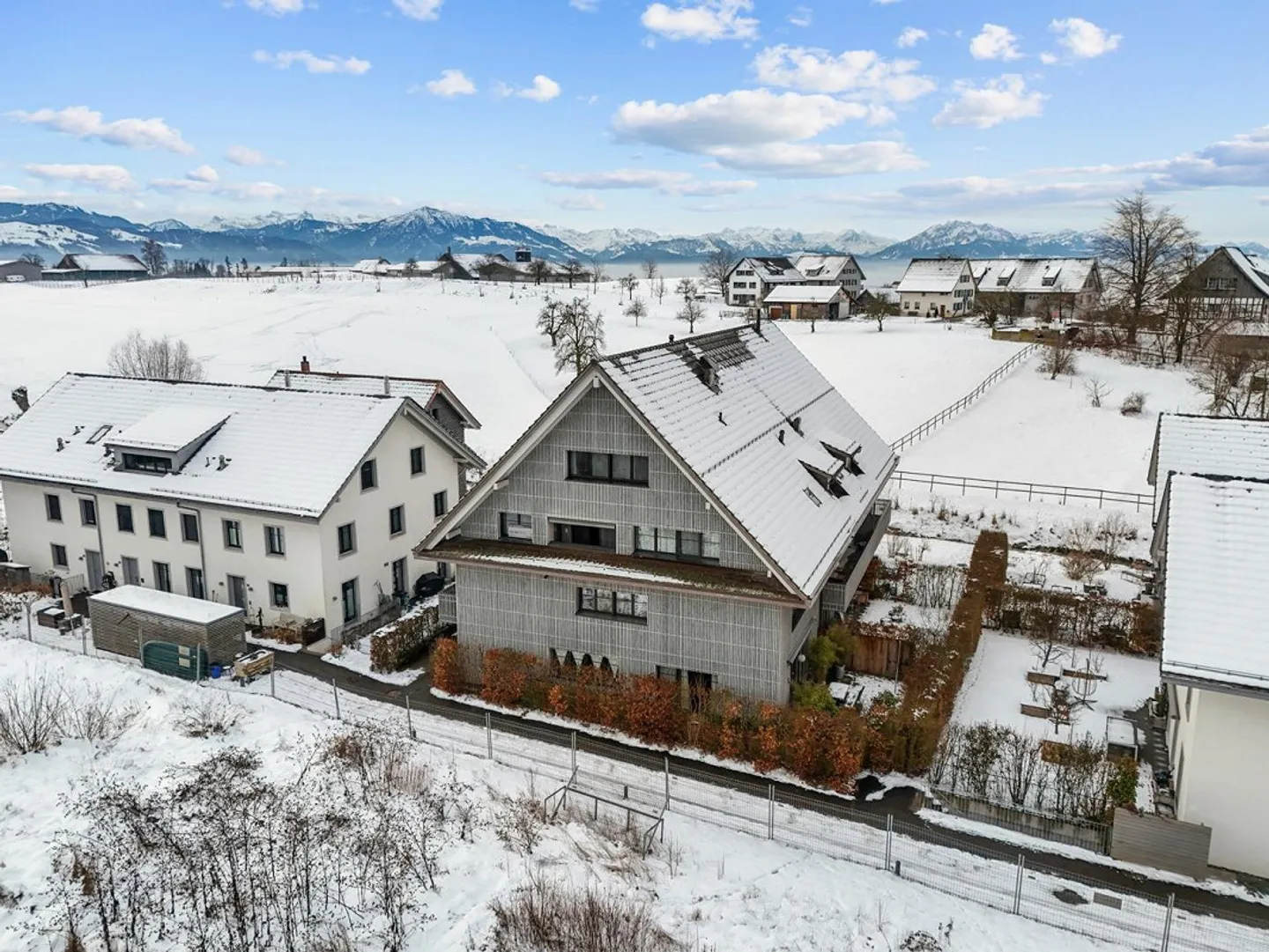 Beautiful 4.5 Room Apartment 2nd Floor in Rural Surroundings - Photo 3 of 26