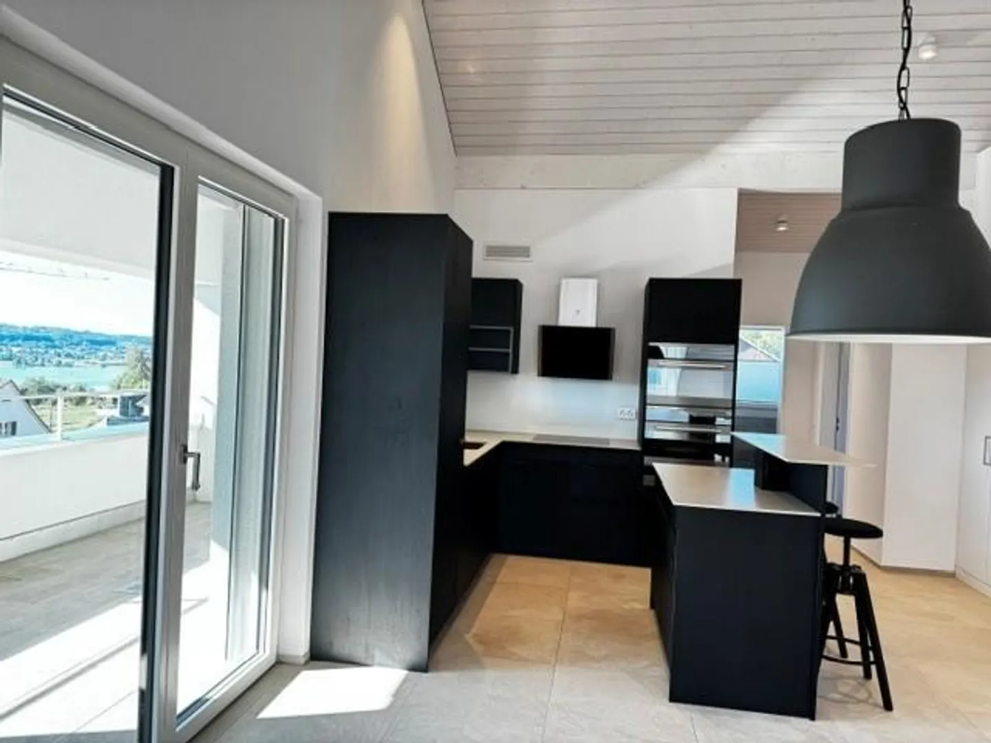 Appartamento mansardato di 3,5 locali con vista lago - Foto 6 di 8