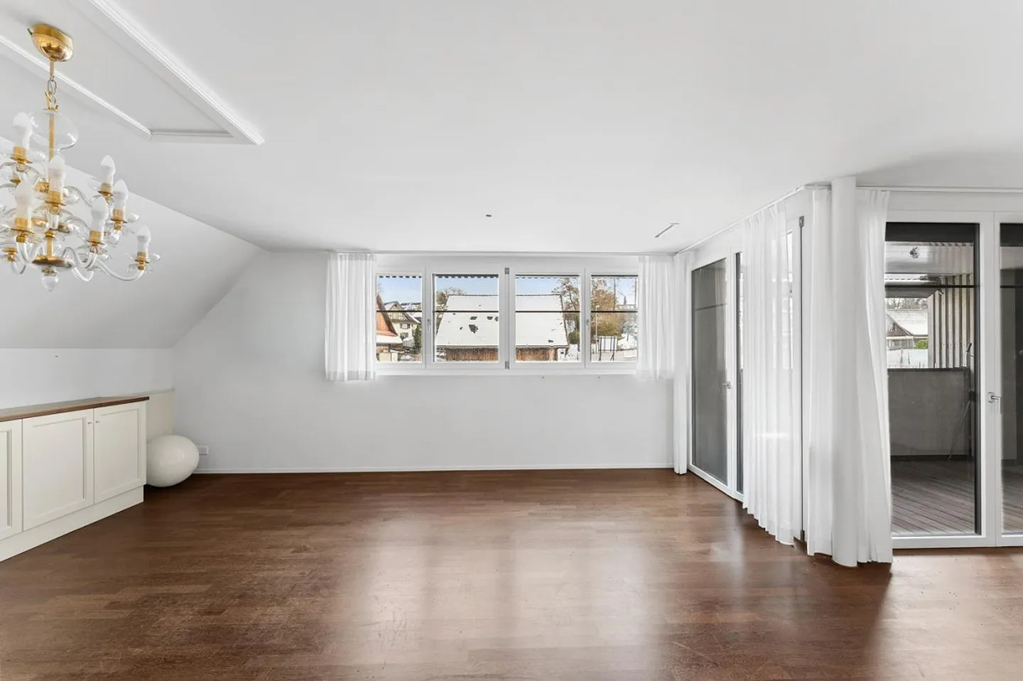 Beautiful 4.5 Room Apartment 2nd Floor in Rural Surroundings - Photo 10 of 26