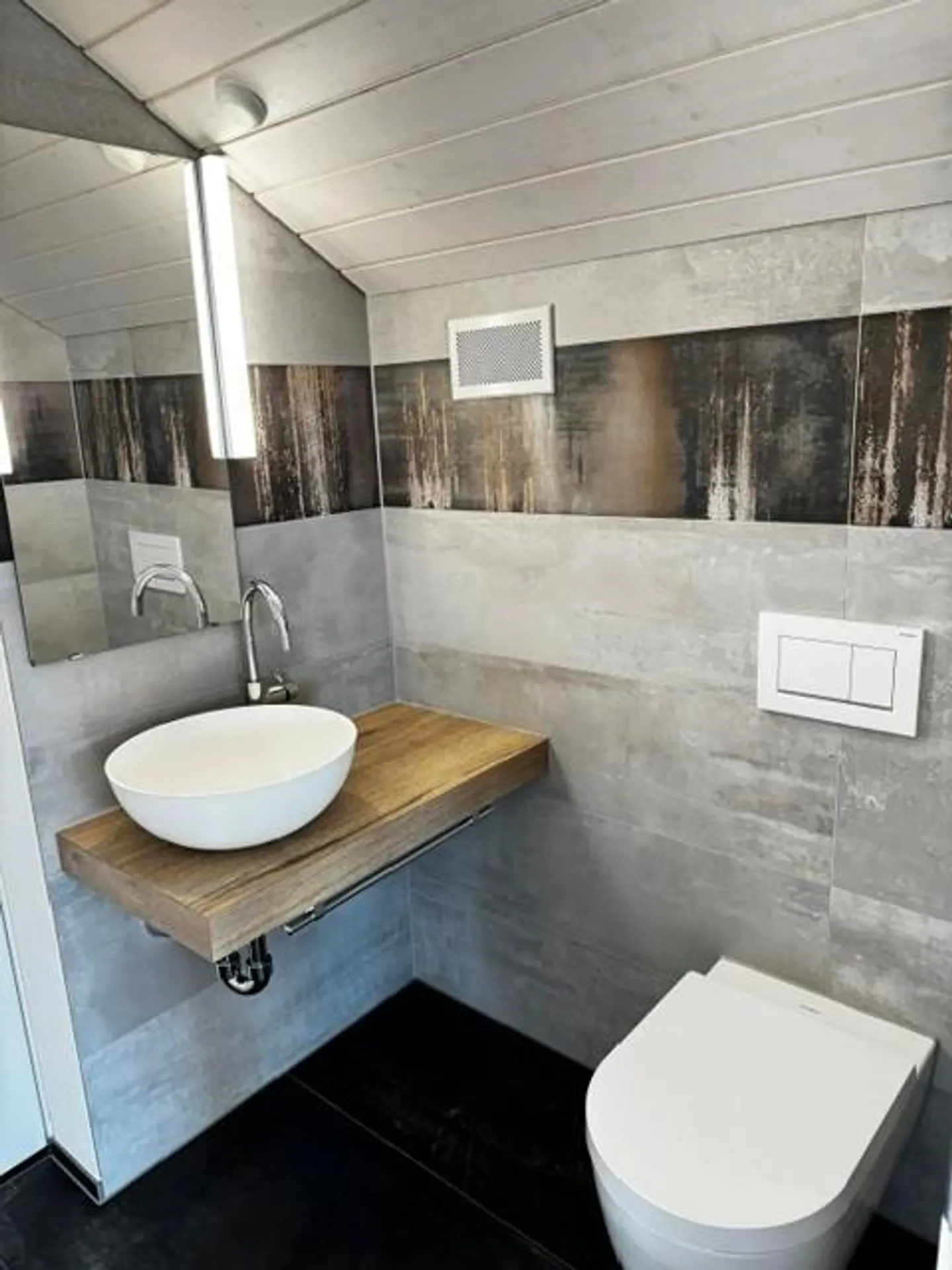 Appartamento mansardato di 3,5 locali con vista lago - Foto 7 di 8