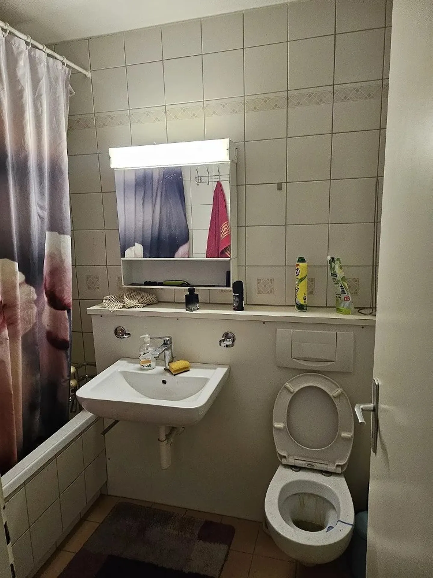 Appartamento di 4 stanze al piano superiore - Foto 4 di 5