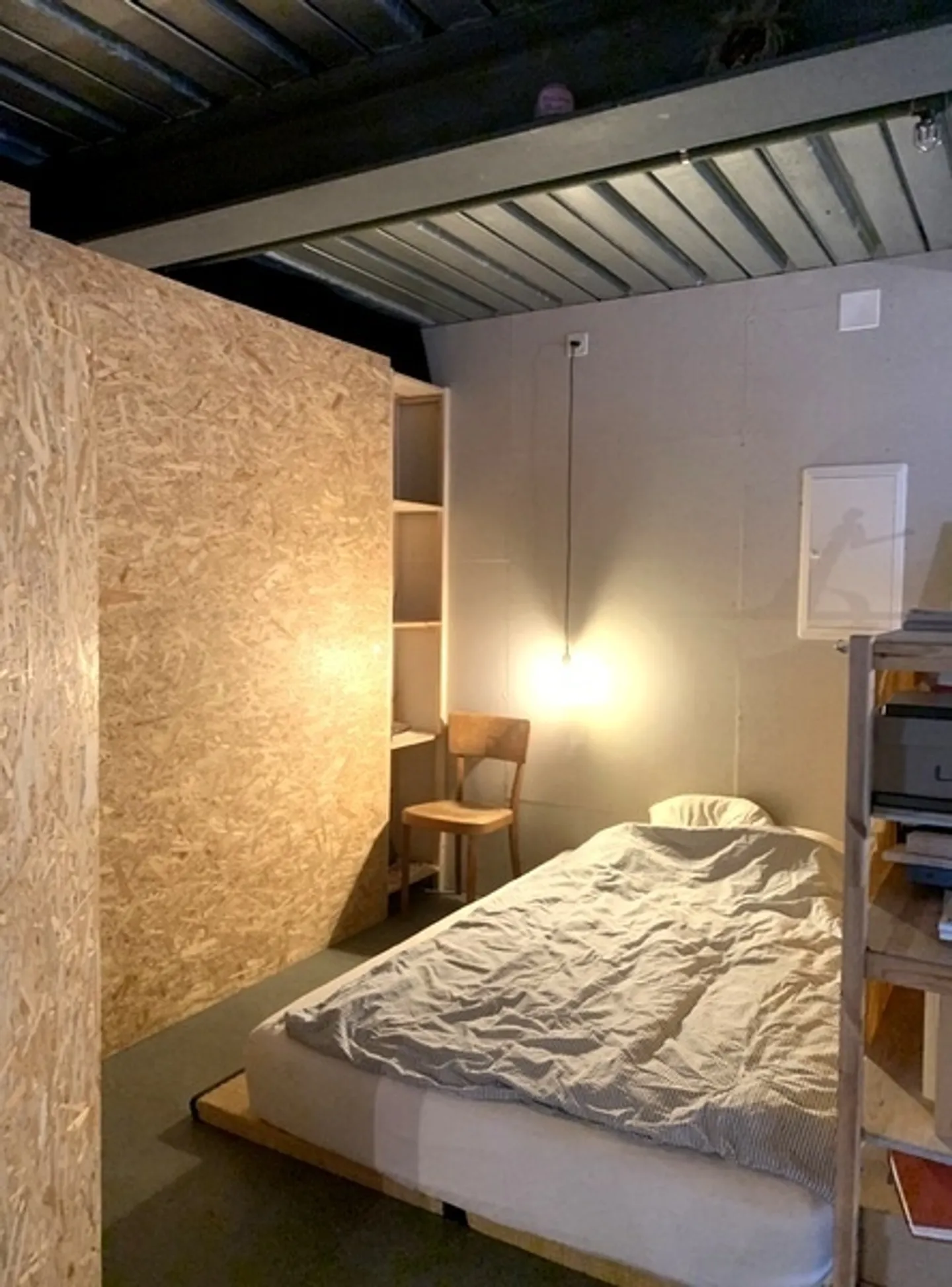 3 ZIMMER-LOFT IN BERN - AUSSERHOLLIGEN, MÖBLIERT, TEMPORÄR - Foto 7 von 10