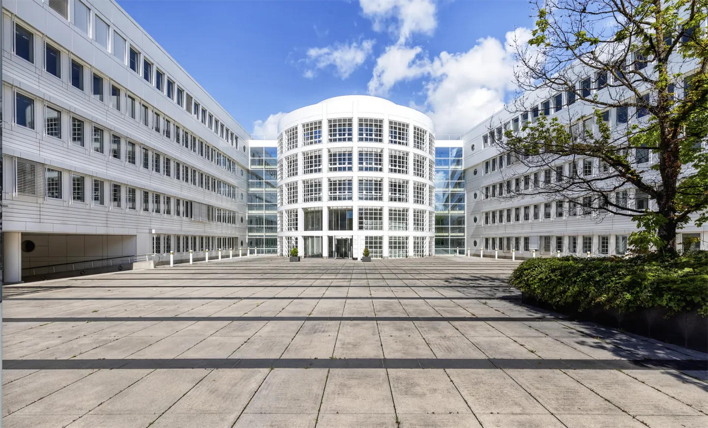Uffici Vaud a Renens, rimangono 820 m2 divisibili in 100/200/300 m2 circa. - Foto 3 di 8