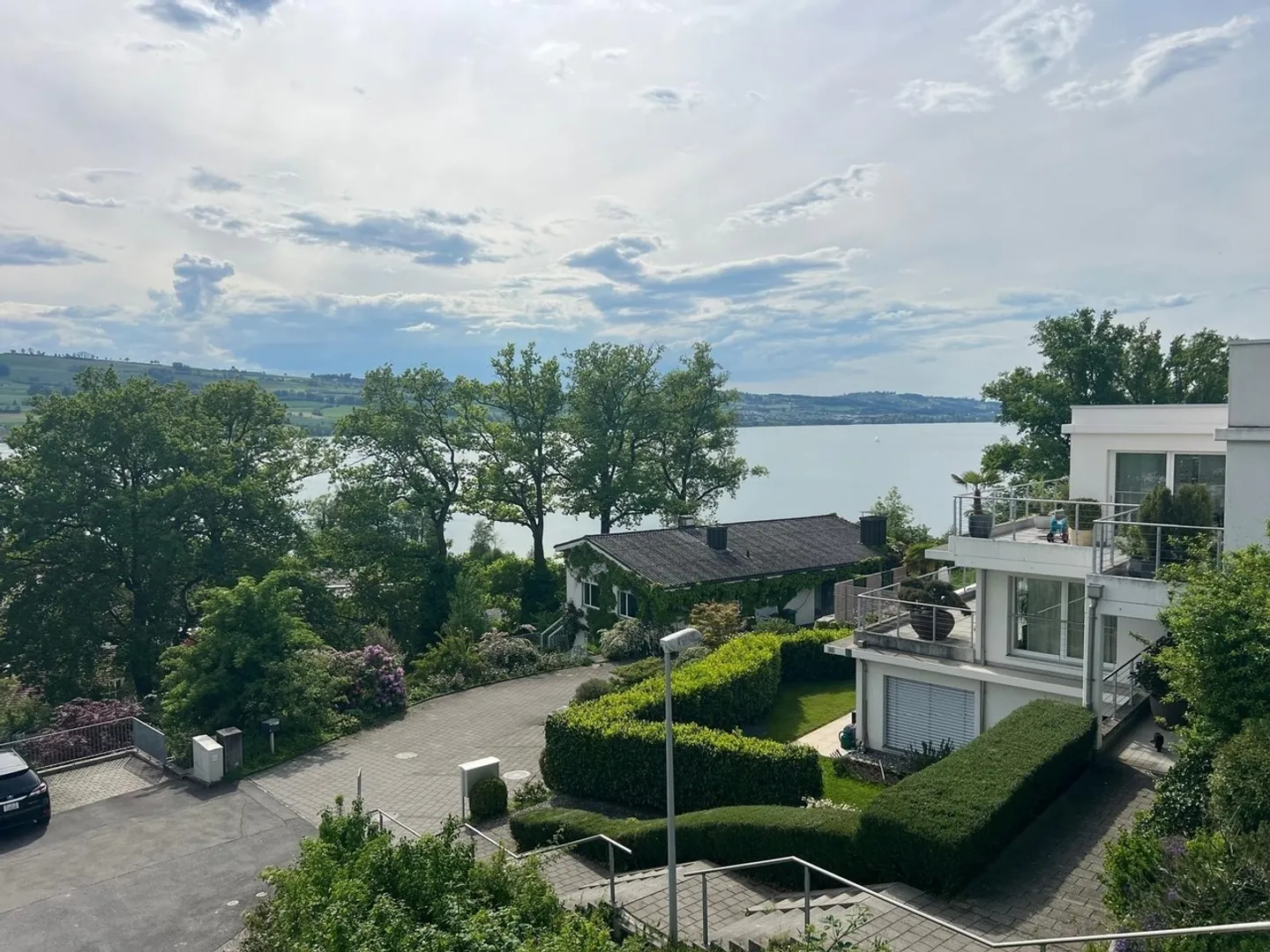 Vivere elegante con giardino privato - Foto 4 di 5