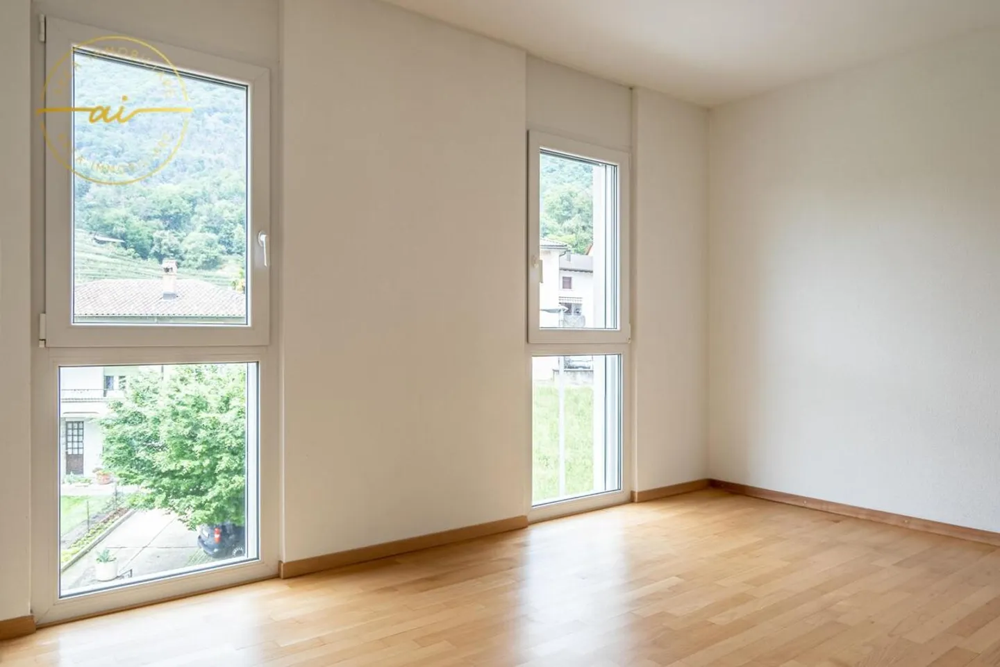 HELLER WOHNUNG 4.5 ZIMMER IN CASTEL SAN PIETRO - Foto 7 von 13