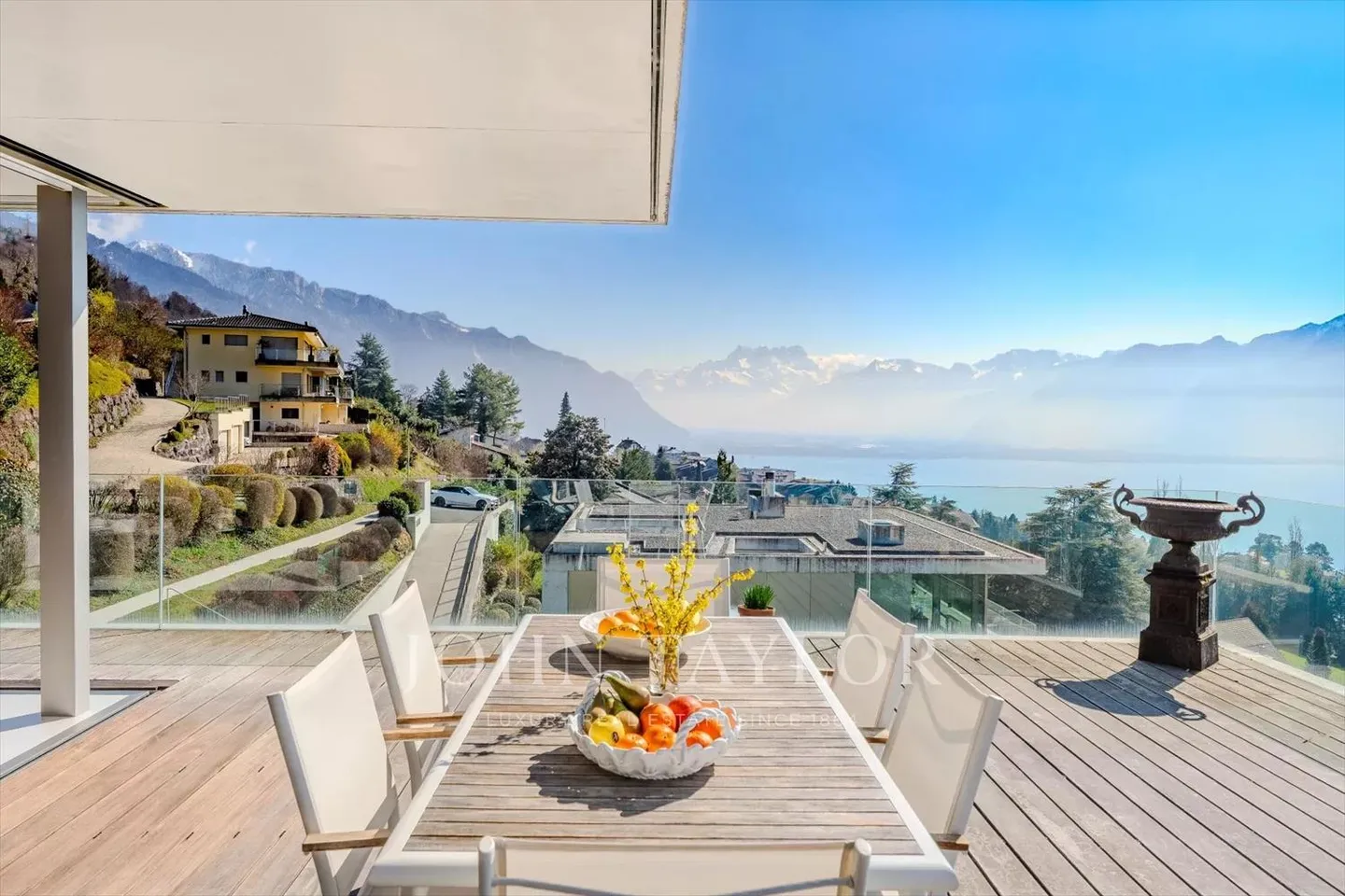 Moderno PENTHOUSE di 2,5 stanze con vista panoramica - Foto 1 di 9