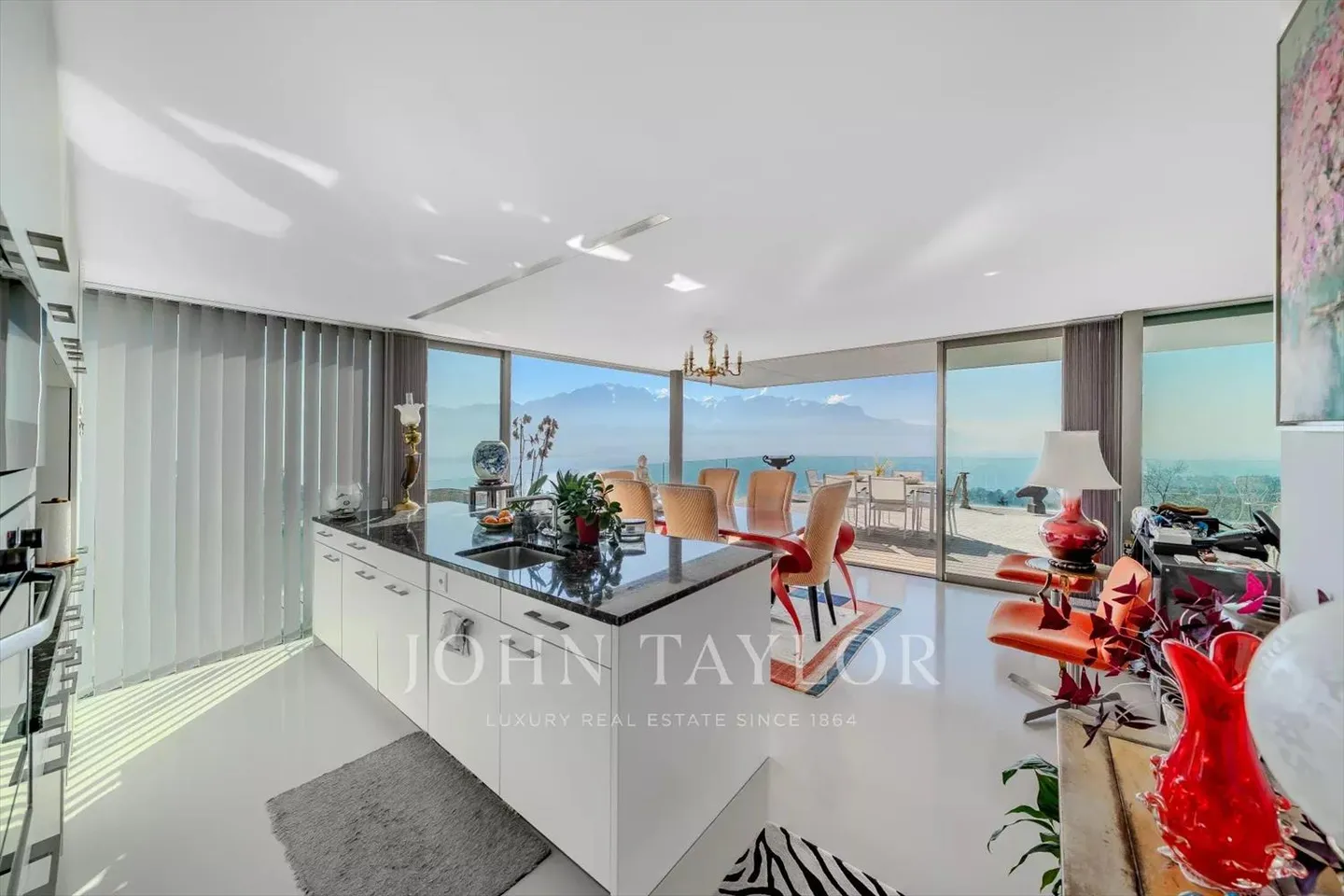 Moderno PENTHOUSE di 2,5 stanze con vista panoramica - Foto 2 di 9