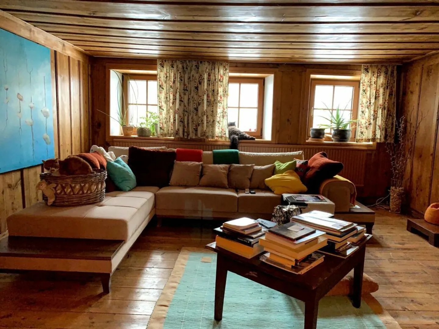 Beautiful renovated farmhouse with 2 apartments - Photo 7 of 12