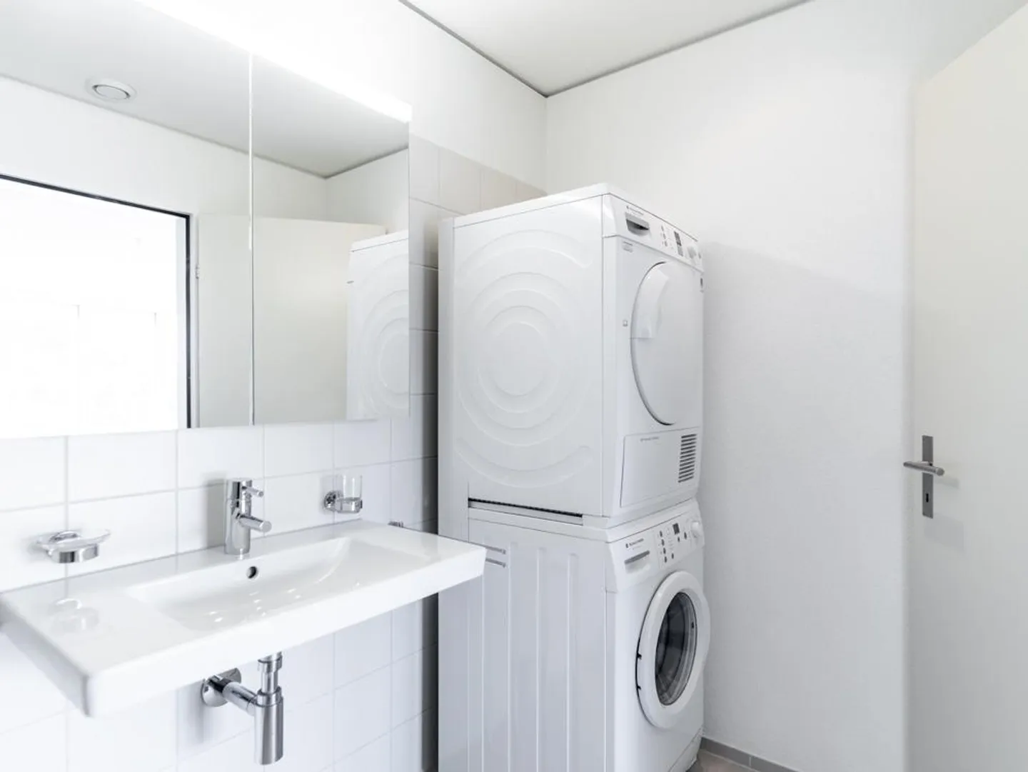 Sonnige Wohnung mit Bergblick - Foto 4 von 8