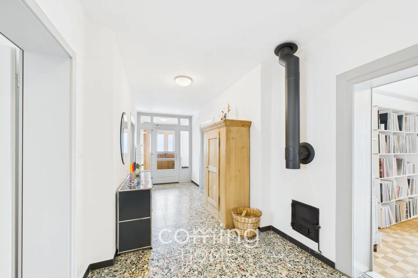 Charming Apartment with Garden - Photo 6 of 16