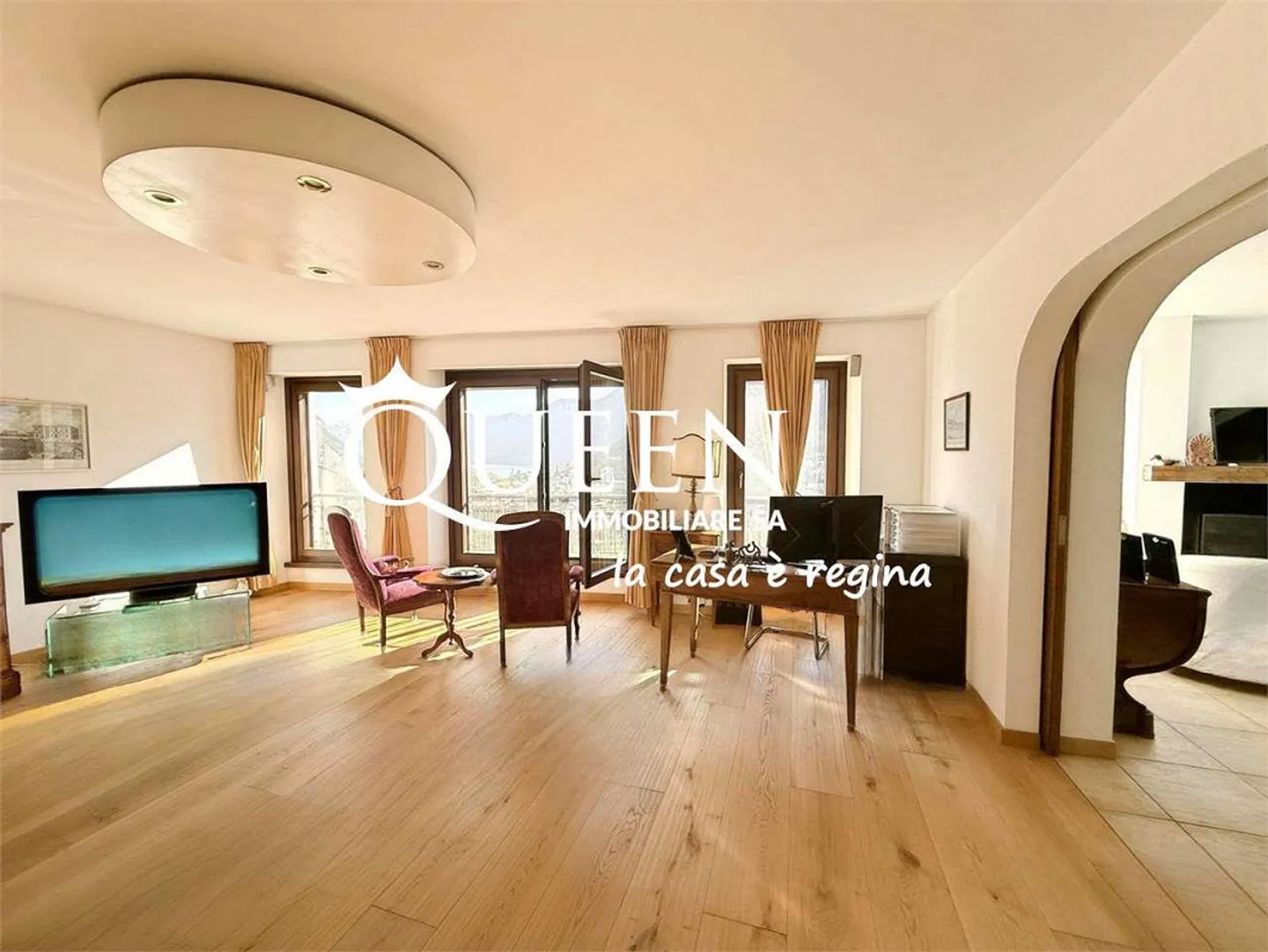 Montagnola : maison de charme 7,5 pièces avec jardin et vue sur le lac - Photo 3 sur 13