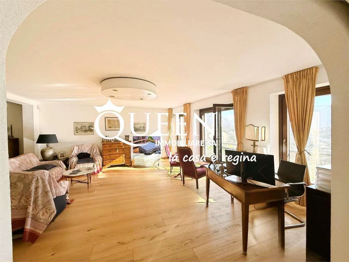 Montagnola : maison de charme 7,5 pièces avec jardin et vue sur le lac - Photo 4 sur 13