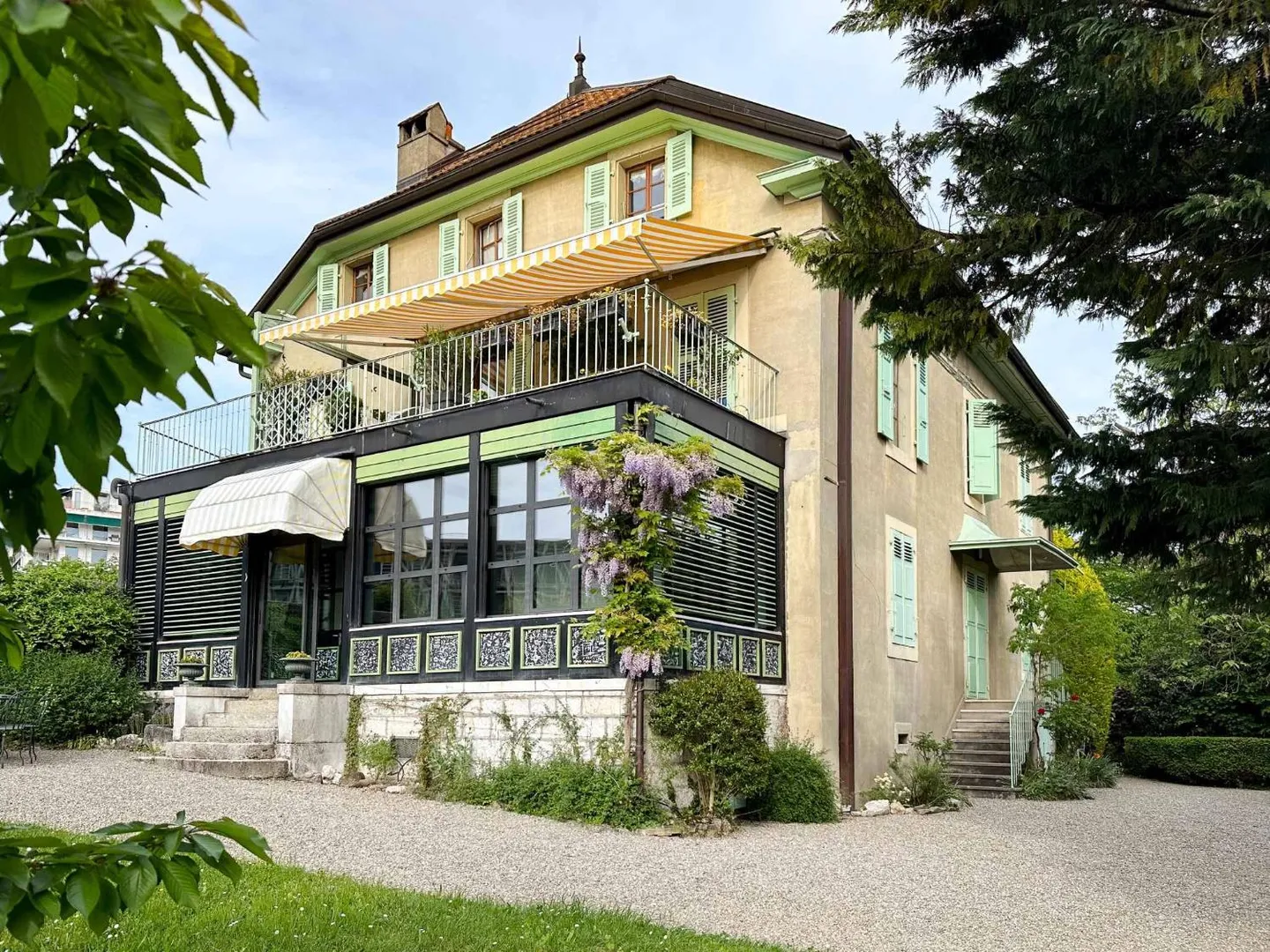 Appartement spacieux à Carouge - Photo 1 sur 13