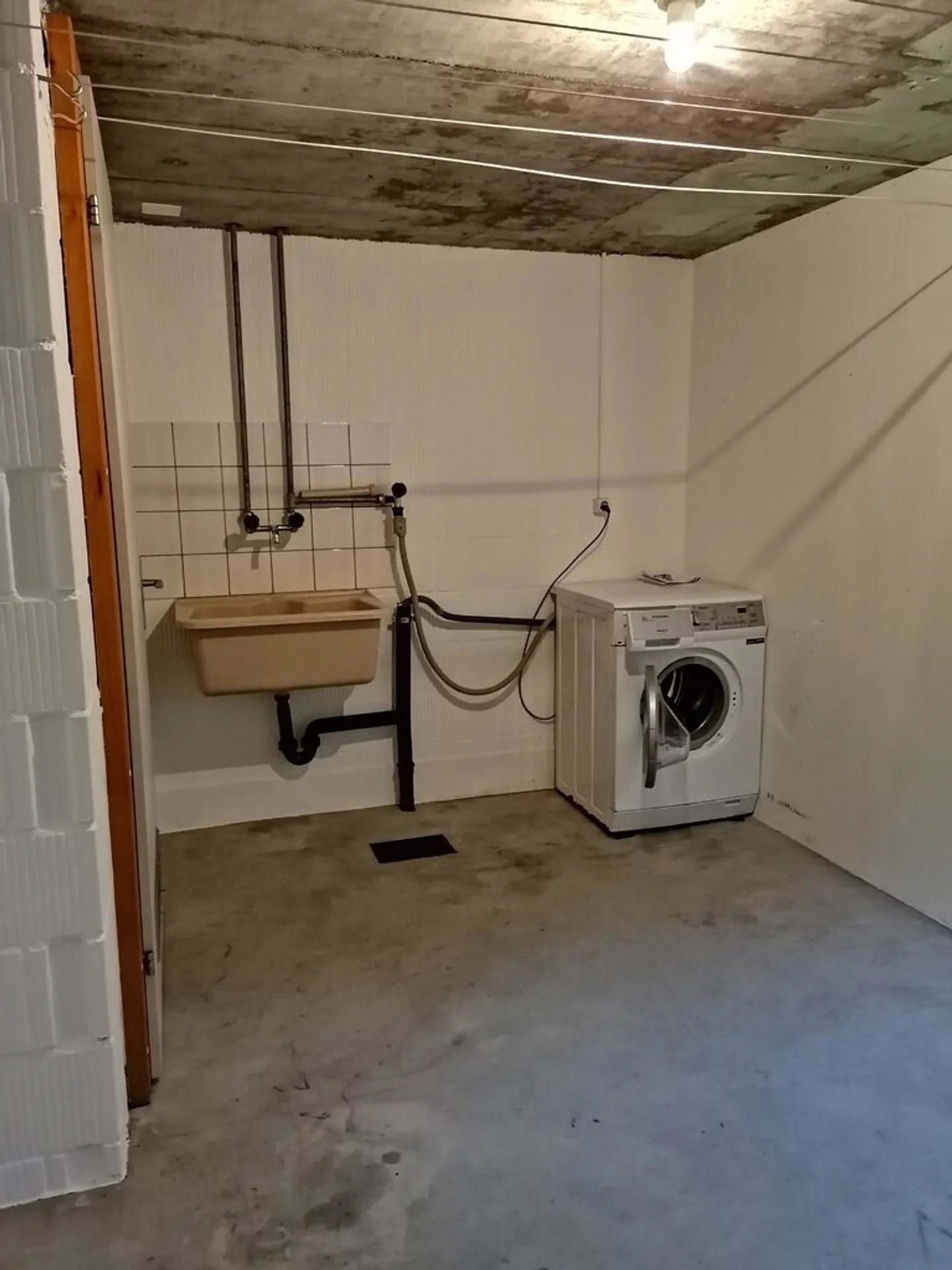 Apartment for rent - Photo 9 of 10
