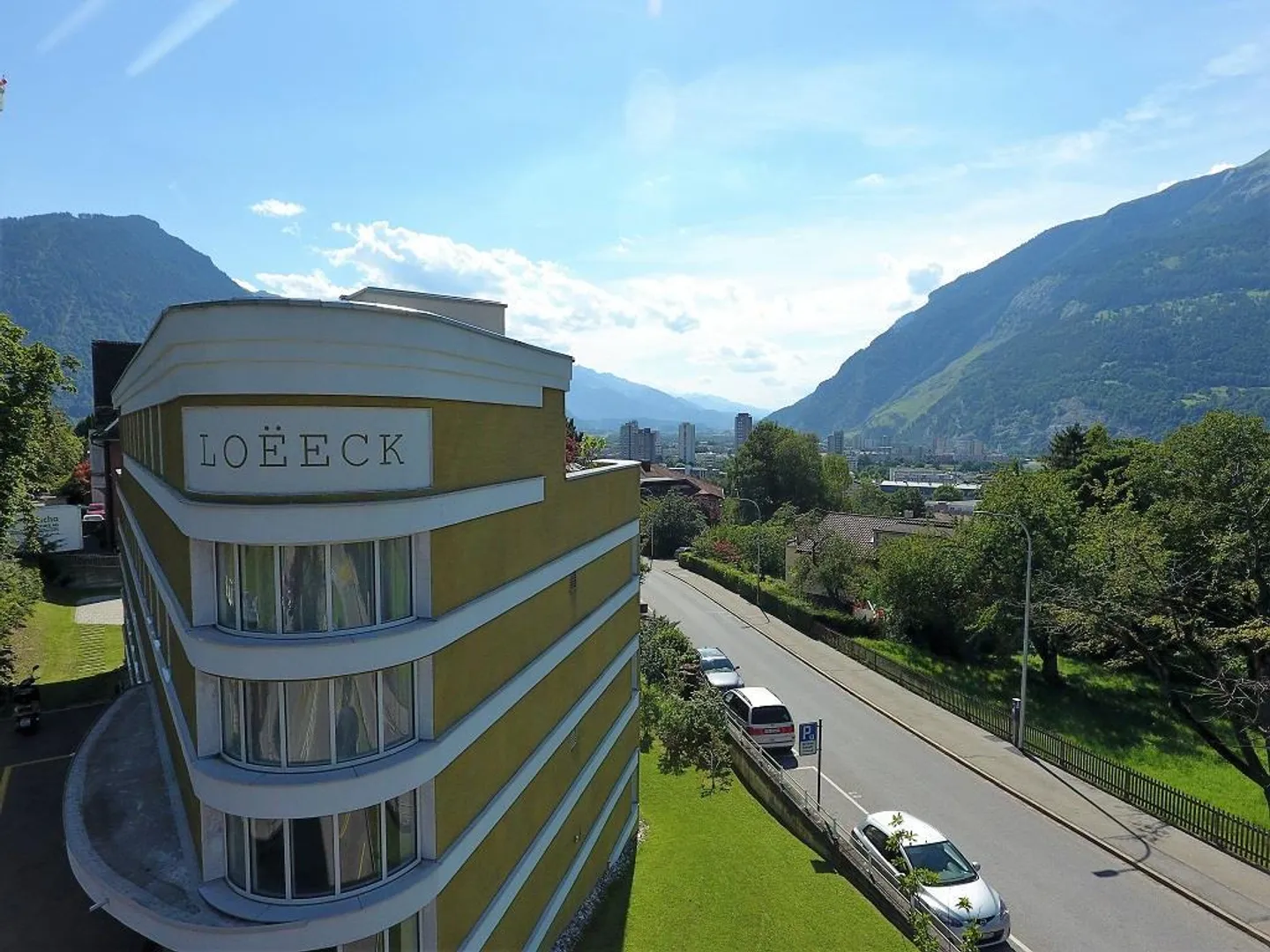 3.5-Zimmerwhg. Attika mit Dachterrasse und Bergpanorama - Foto 7 von 17