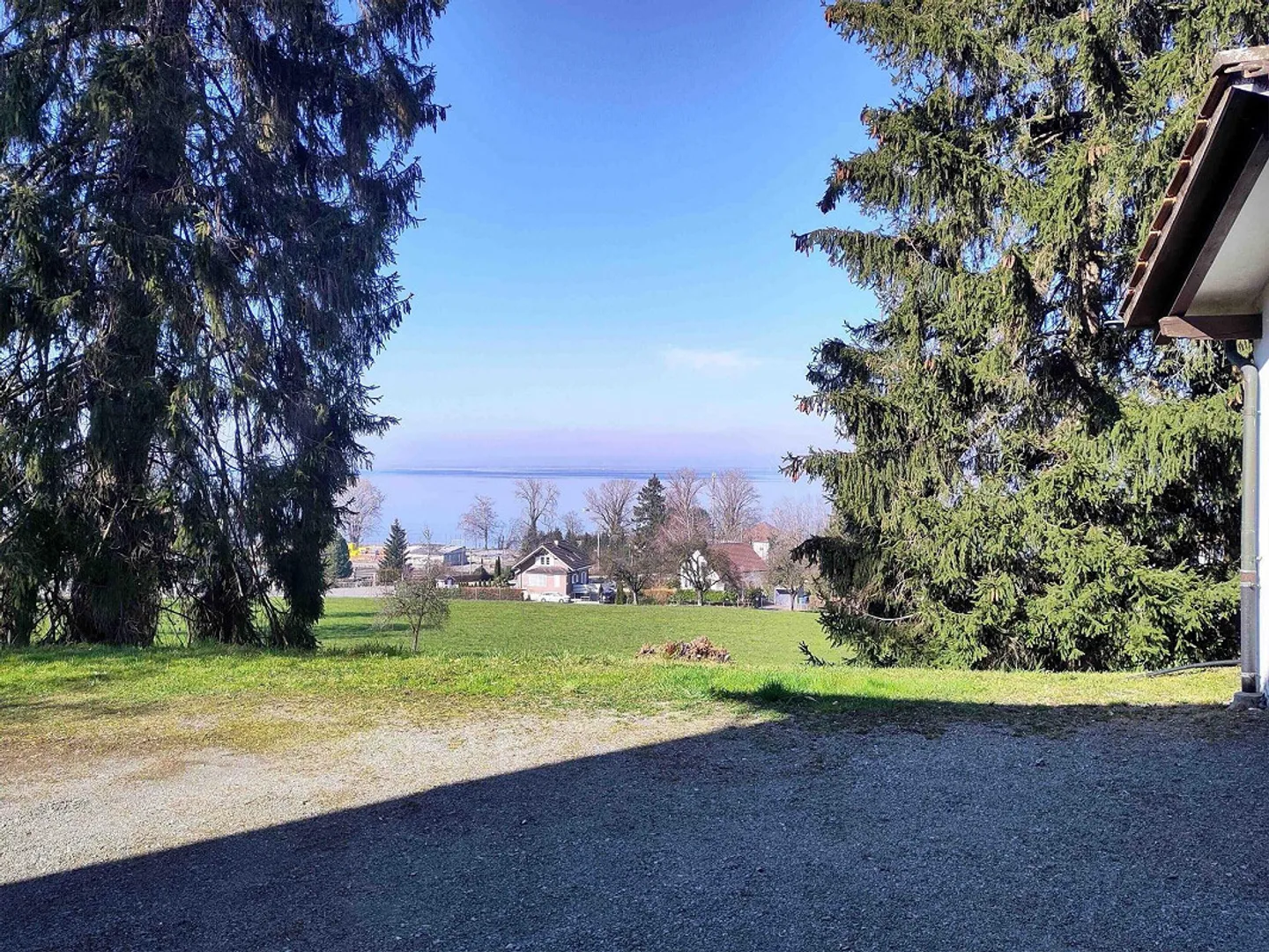 einmalige 2.5-Zimmer-Maisonette-Wohnung mit Seesicht - Foto 4 von 13