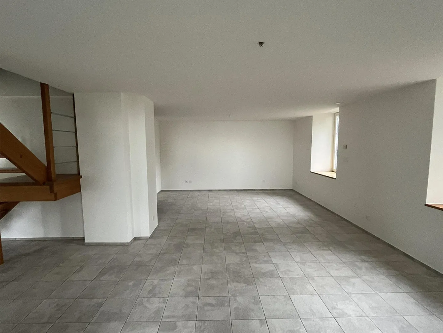 einmalige 2.5-Zimmer-Maisonette-Wohnung mit Seesicht - Foto 9 von 13