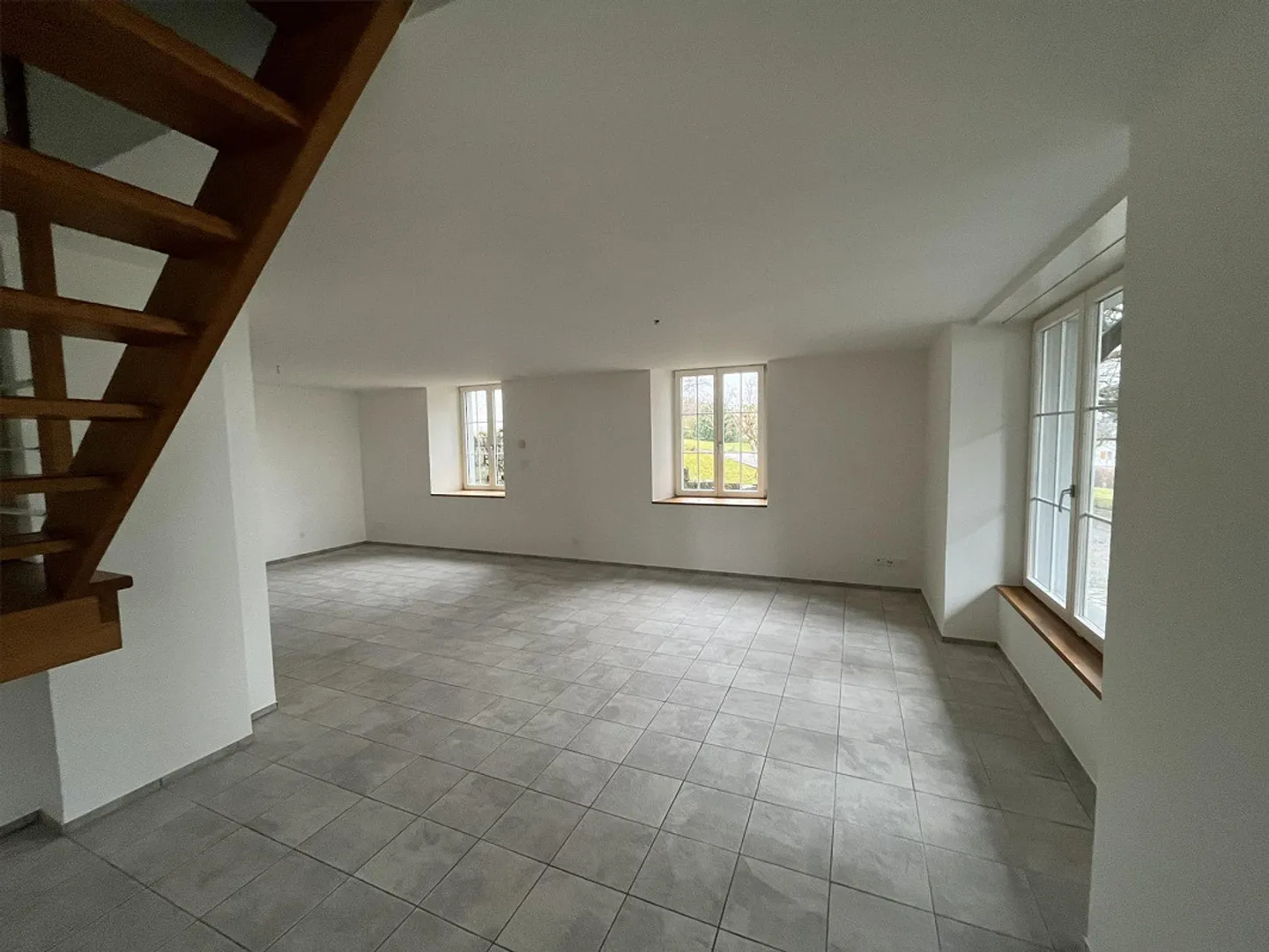 einmalige 2.5-Zimmer-Maisonette-Wohnung mit Seesicht - Foto 10 von 13