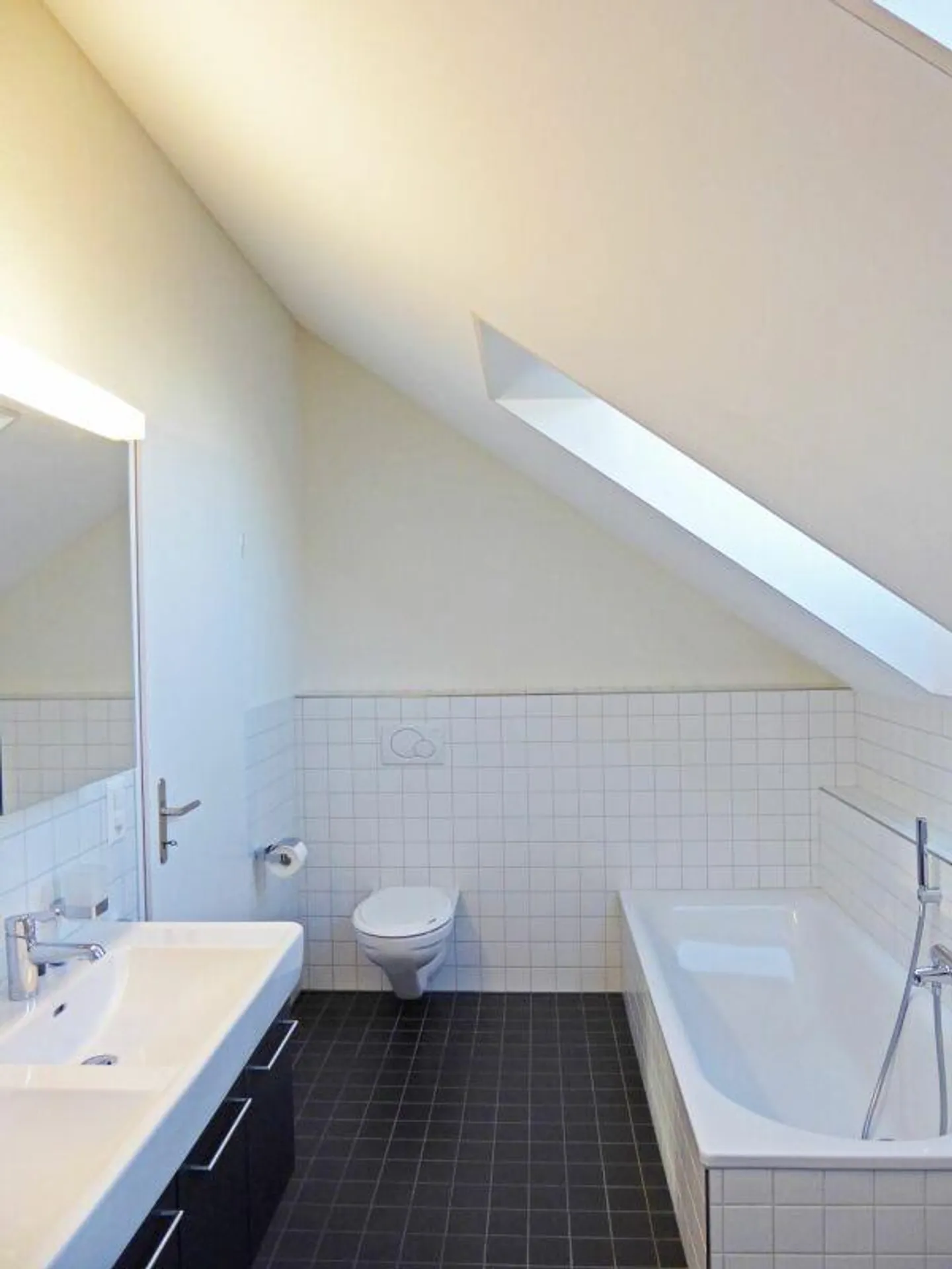 Moderne 3.5 Zimmer-Wohnung - Foto 6 von 10