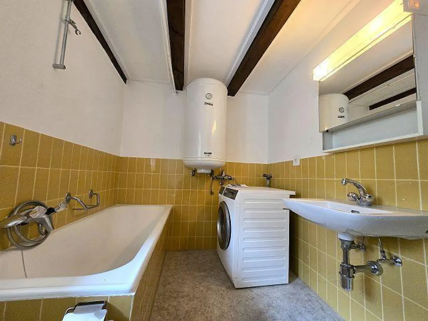 Maison unifamiliale de 6 pièces dans le noyau avec vue magnifique, très ensoleillée et calme - Photo 11 sur 13