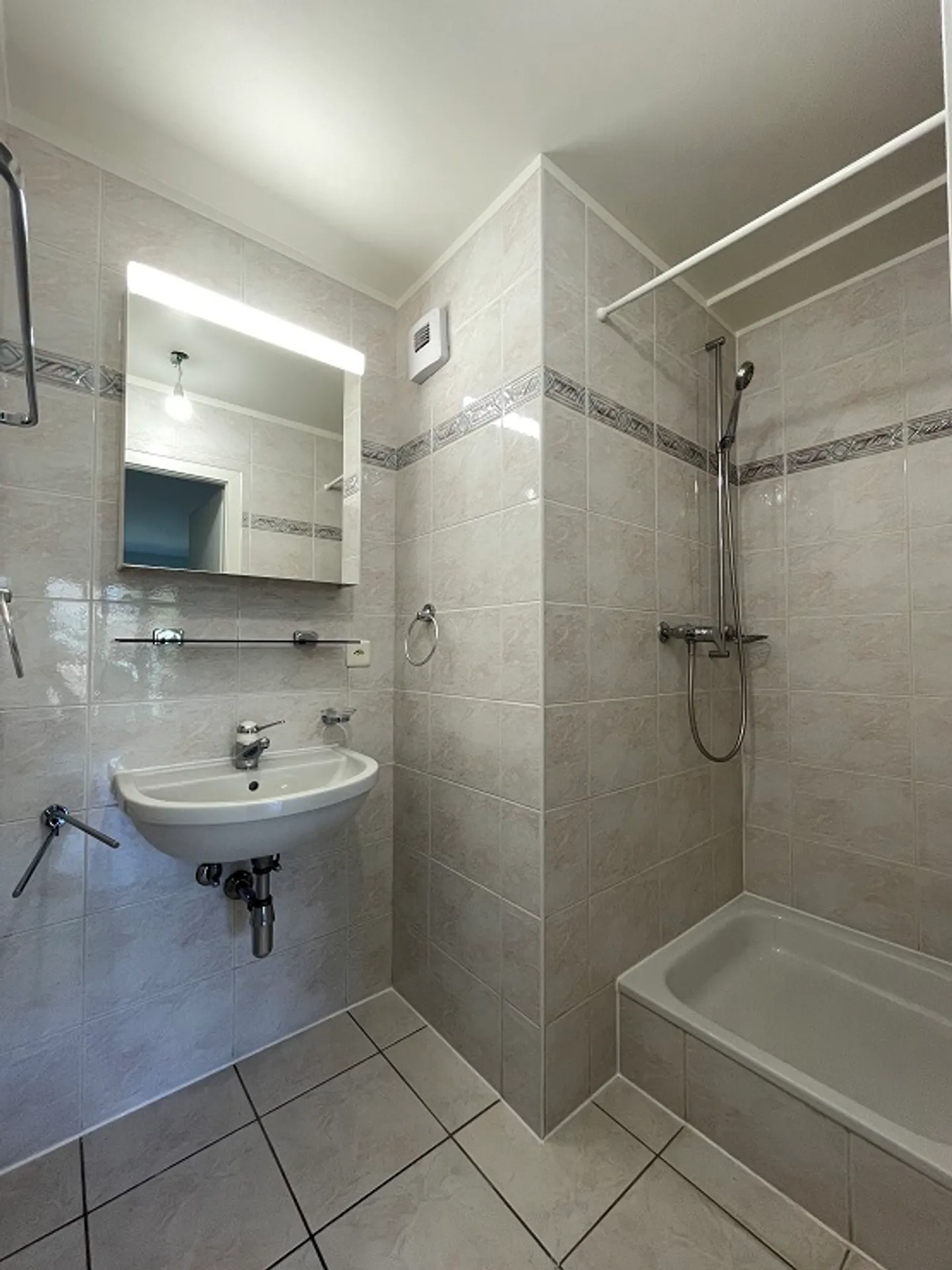 Appartement 5 pièces - Photo 8 sur 9