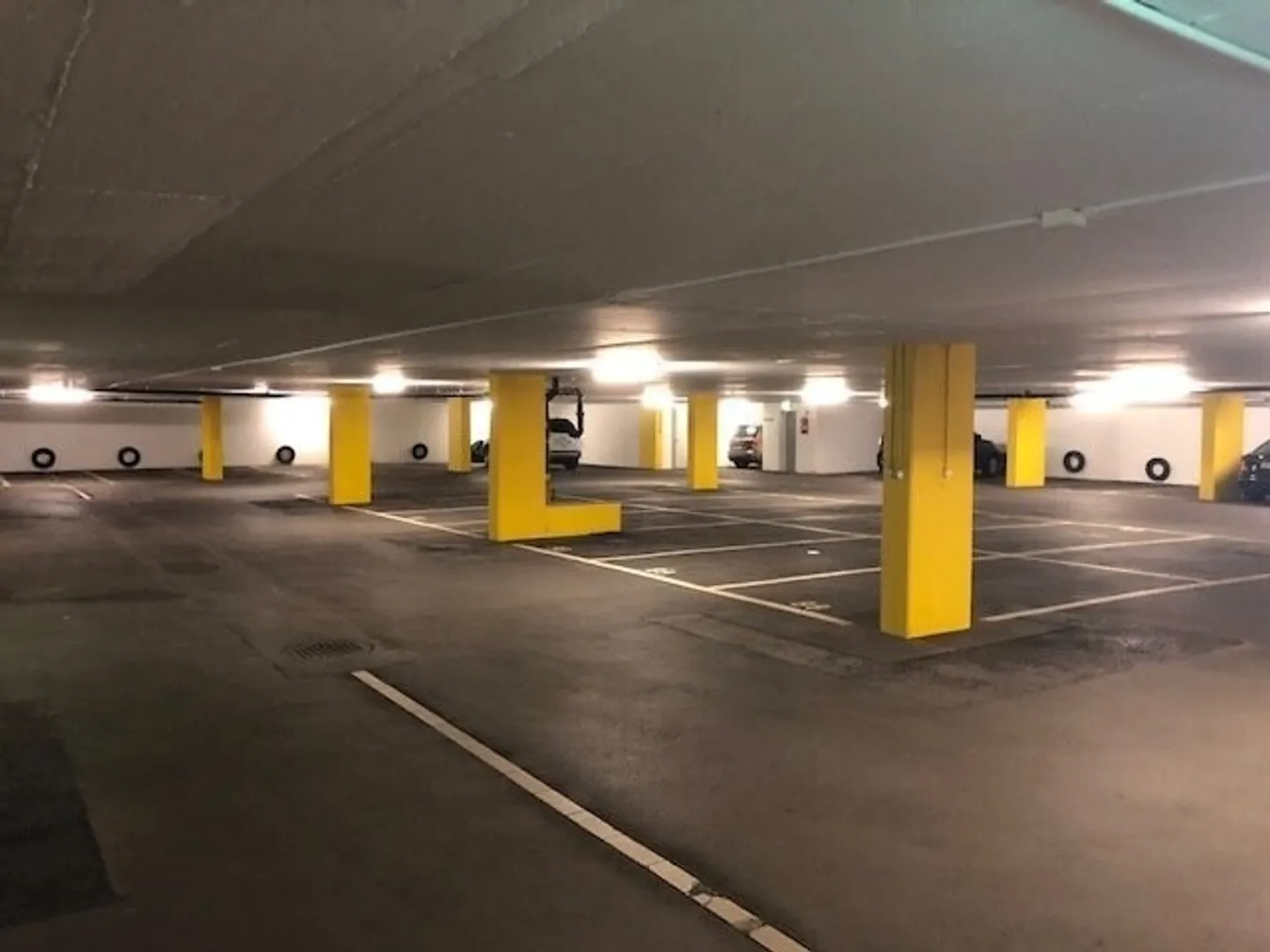 Places de parking souterrain au centre de Saint-Gall - 1 mois gratuit ! - Photo 2 sur 2