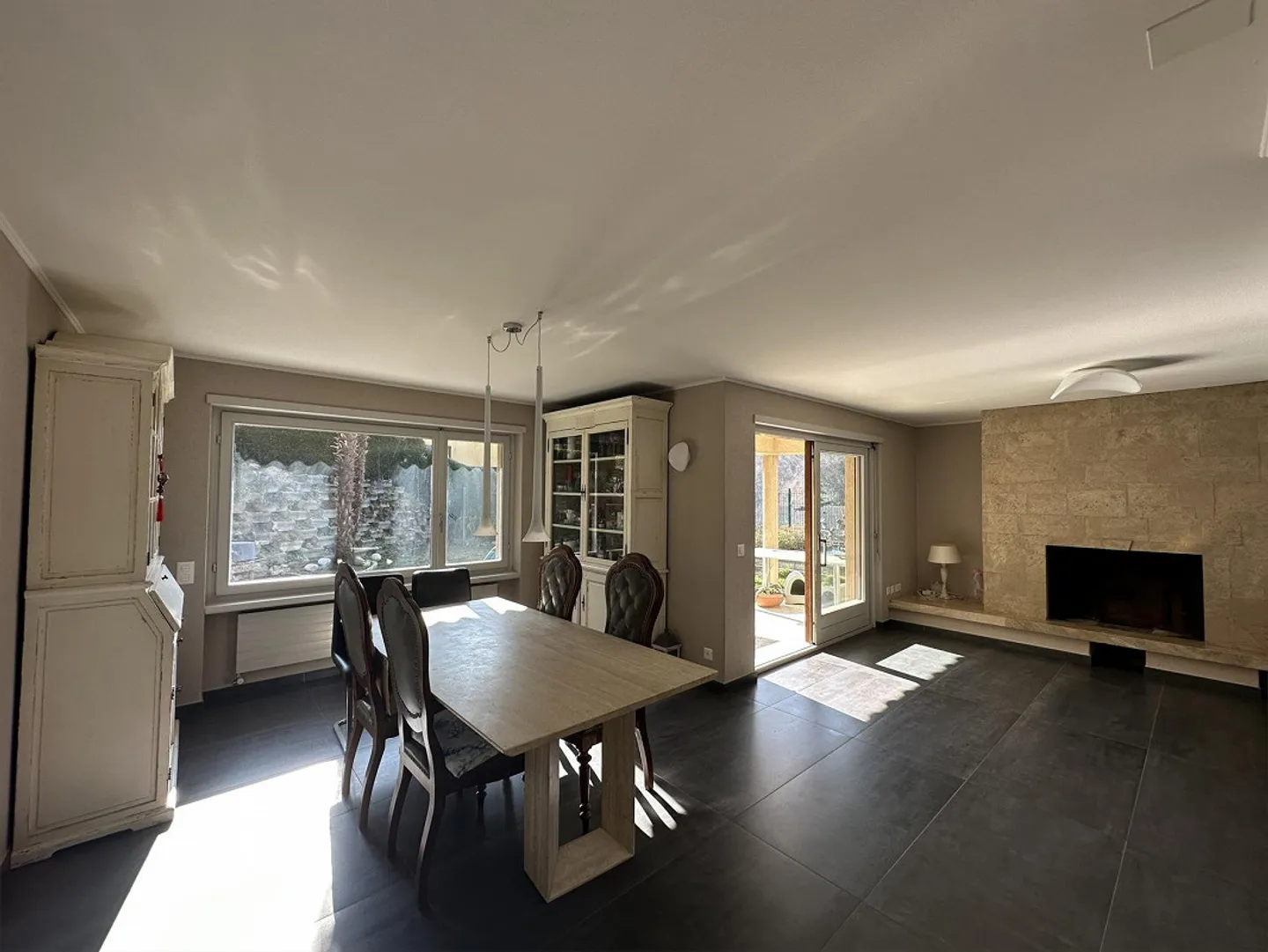 FOR SALE SPACIOUS SINGLE-FAMILY HOUSE WITH OPEN VIEW - Photo 1 of 1