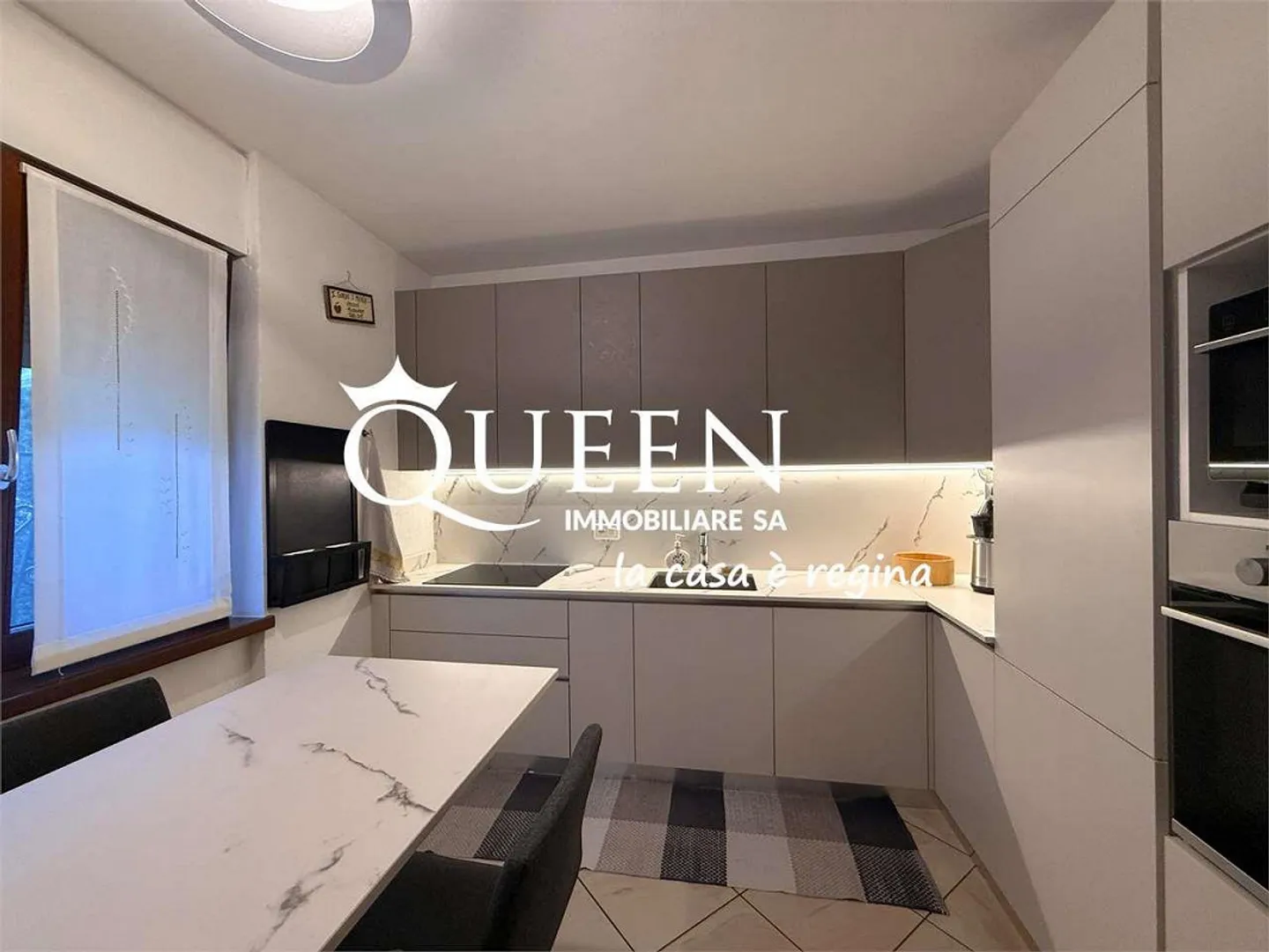 Morbio Inferiore: 5,5-Zimmer-Haus mit Garten und Gemeinschaftspool - Foto 8 von 13