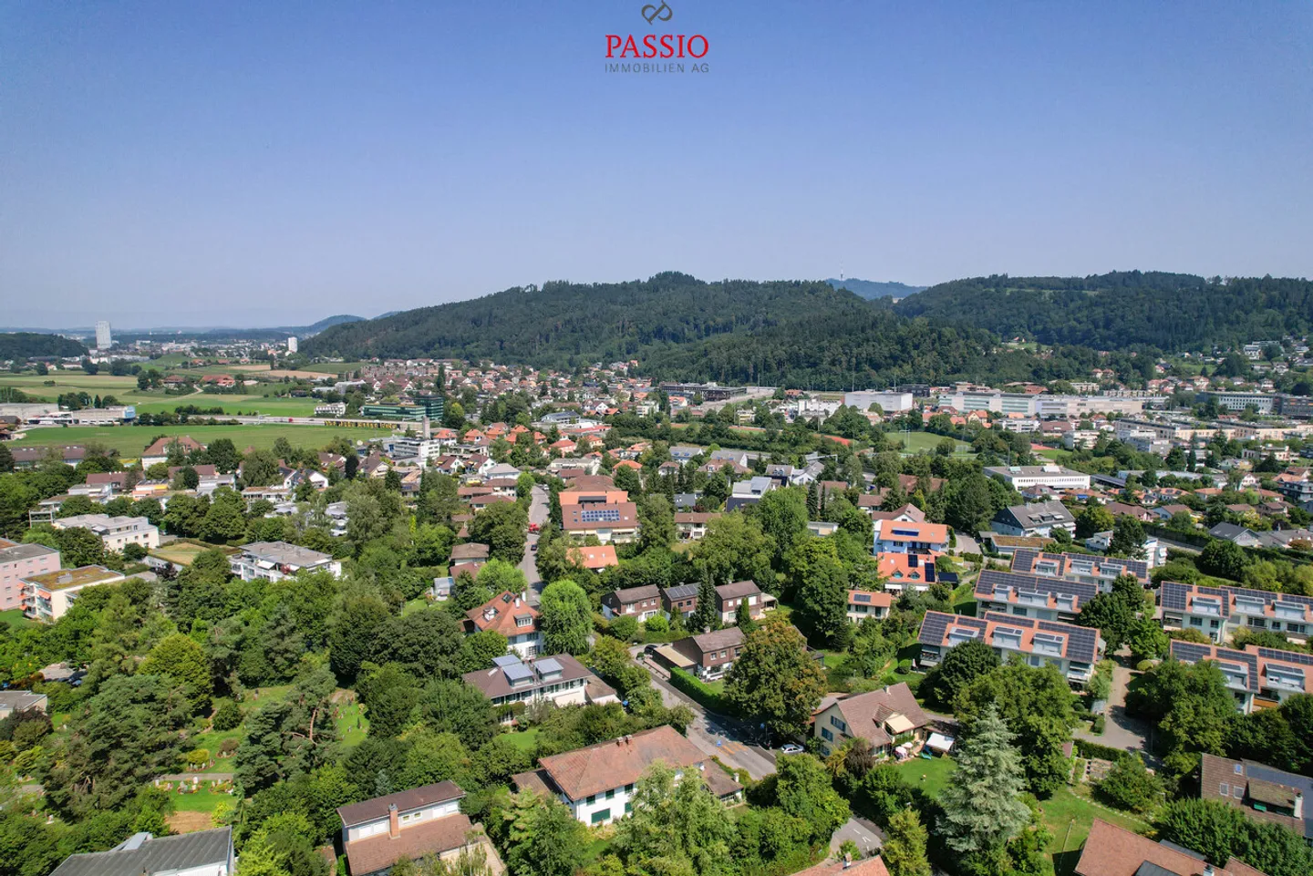 Unica casa a schiera di 6,5 stanze con grande giardino - Foto 18 di 18