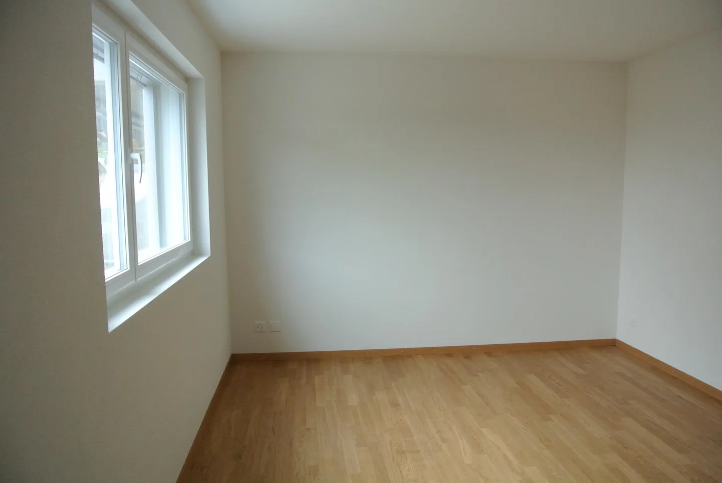 Appartamento moderno con terrazza - Foto 3 di 4
