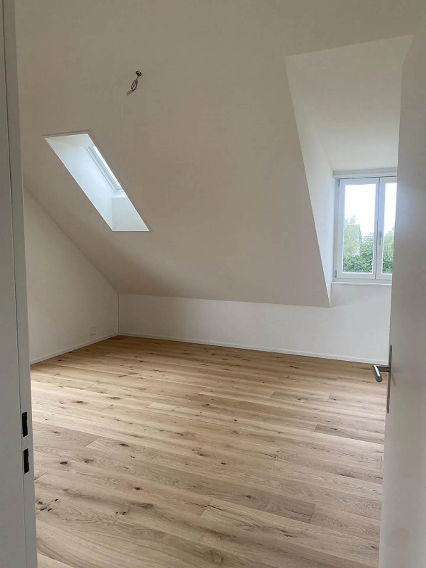 Luxurious 5.5-room apartment in an excellent location in Nänikon - Photo 10 of 13