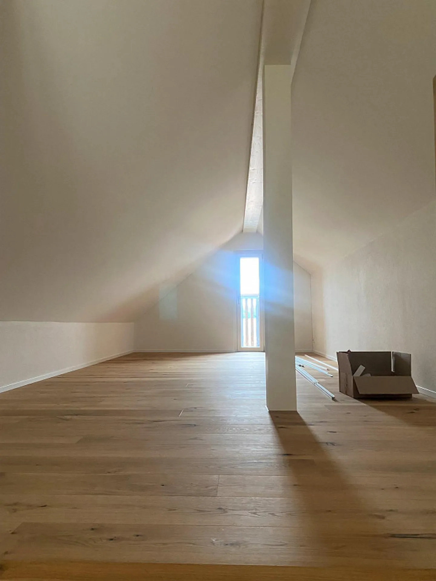 Luxurious 5.5-room apartment in an excellent location in Nänikon - Photo 11 of 13