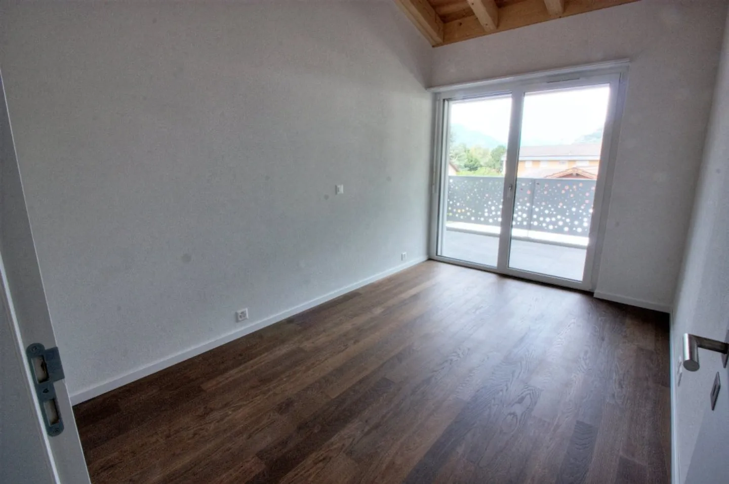 3.5 Room Apartment - Photo 5 of 8