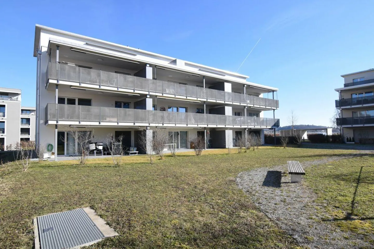 Modern 3.5-room apartment for a couple or single - Photo 1 of 9