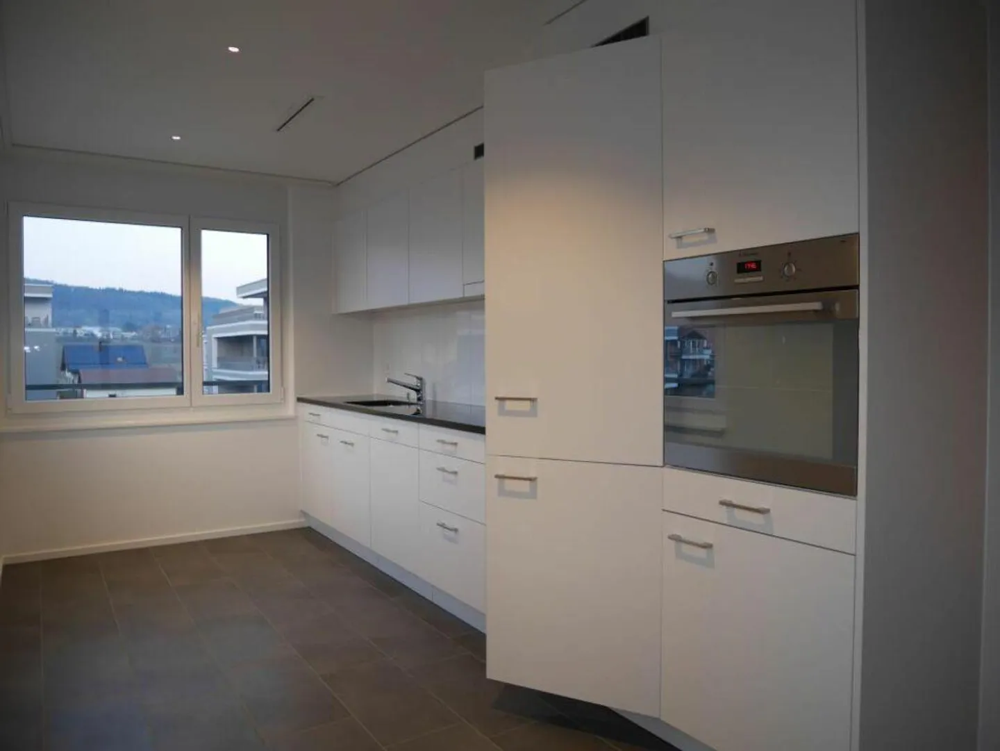 Modern 3.5-room apartment for a couple or single - Photo 2 of 9