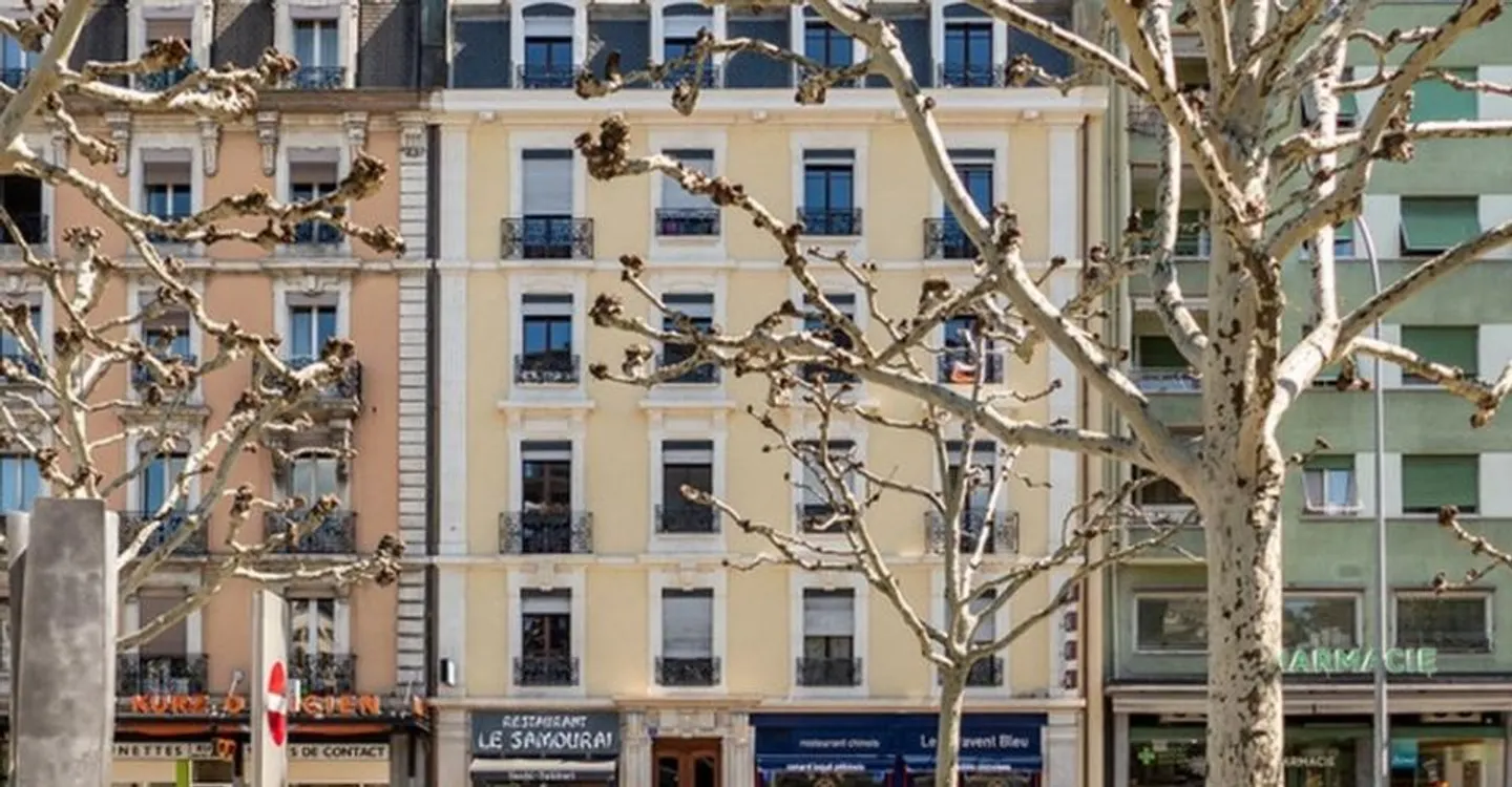 Appartement culturel à Genève - Photo 1 sur 6