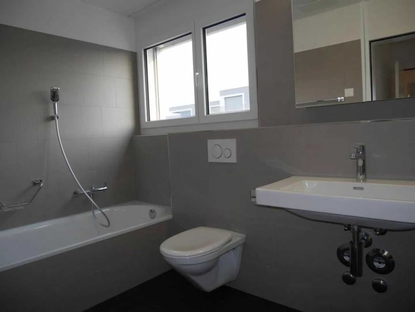 Modern 3.5-room apartment for a couple or single - Photo 6 of 9