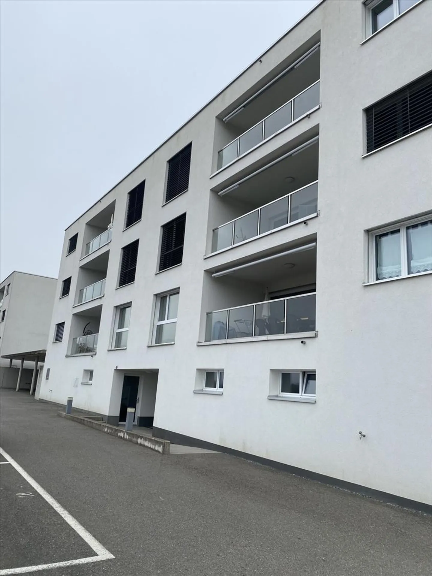 Schöne 2,5 Zimmer in Courtaman! - Foto 1 von 4