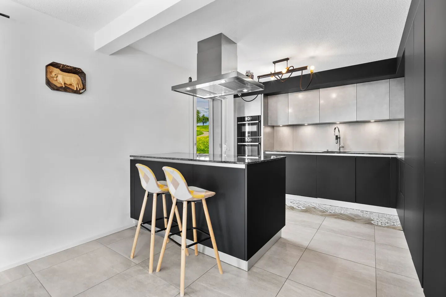 Charmante maison jumelée avec 5,5 pièces à réaliser selon vos souhaits - Photo 3 sur 10
