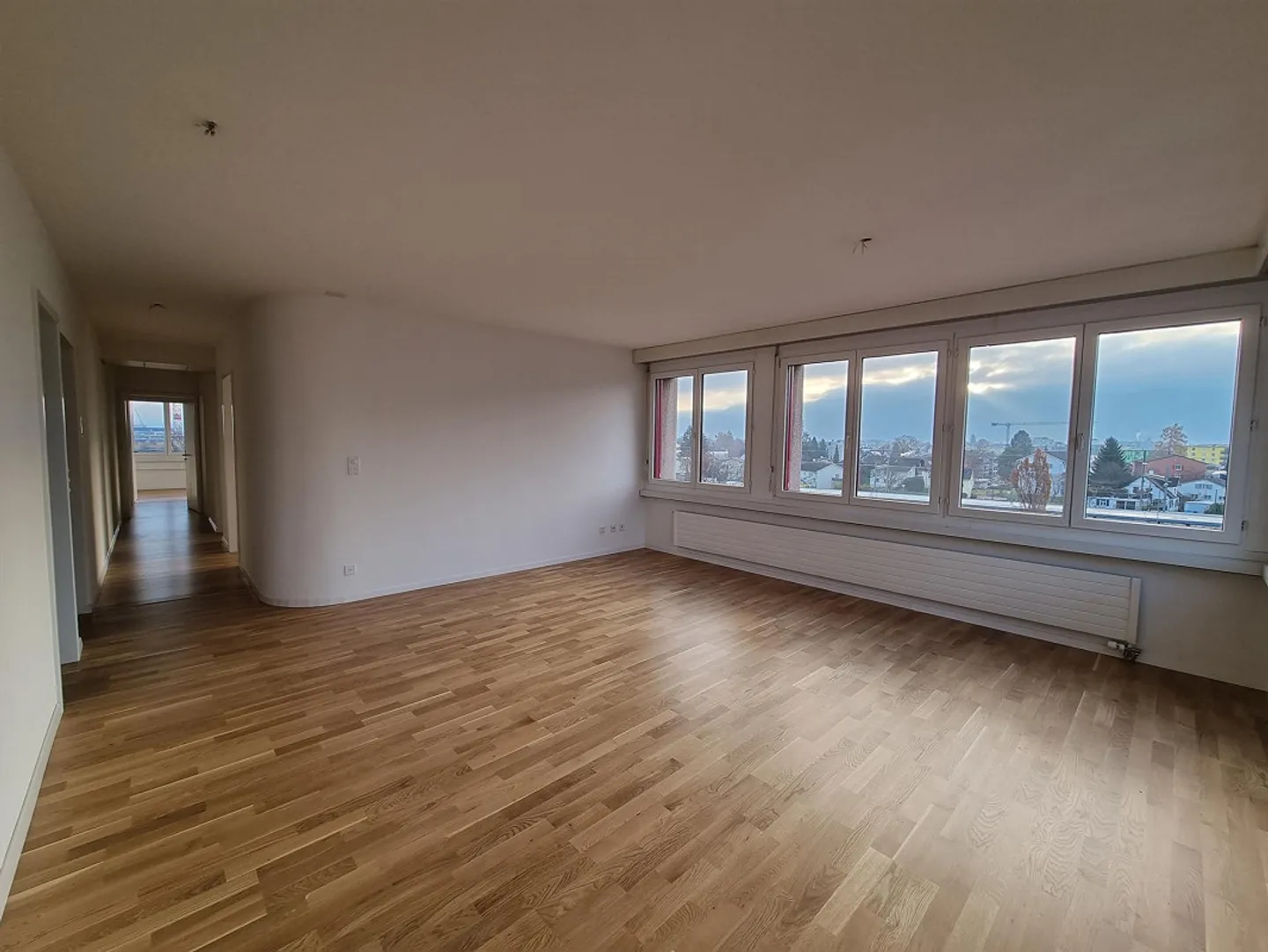 Zentral wohnen mit vielen Vorteilen - Foto 3 von 8