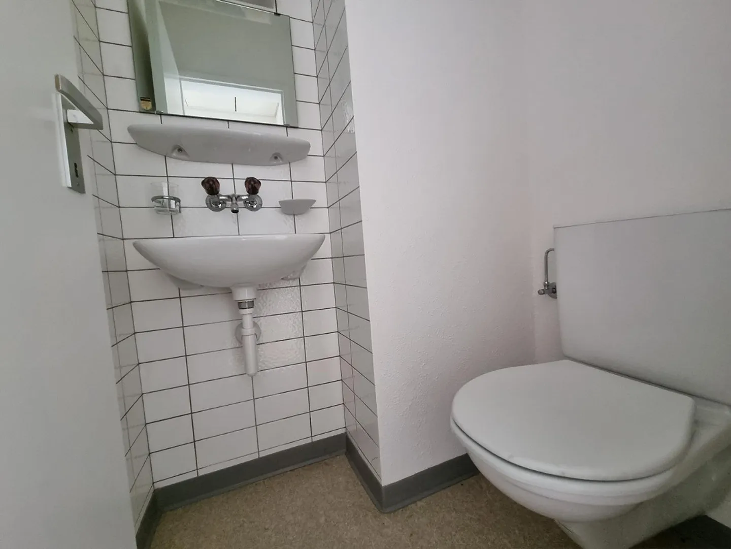 Zentral wohnen mit vielen Vorteilen - Foto 4 von 8