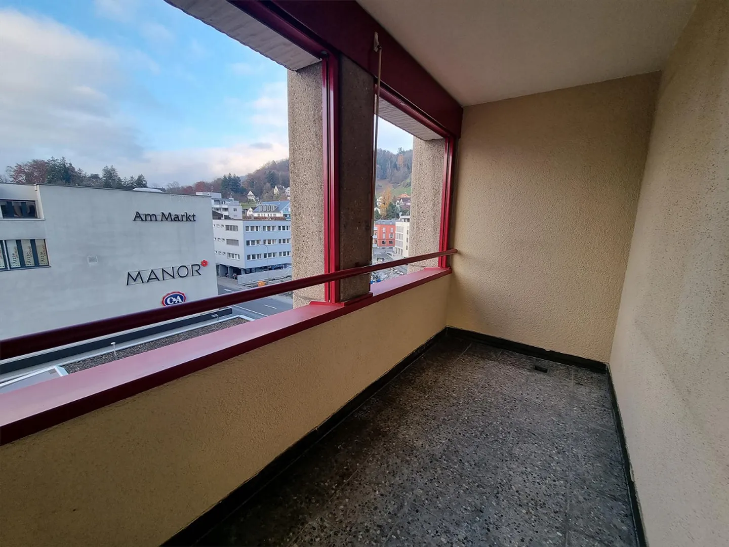 Zentral wohnen mit vielen Vorteilen - Foto 8 von 8