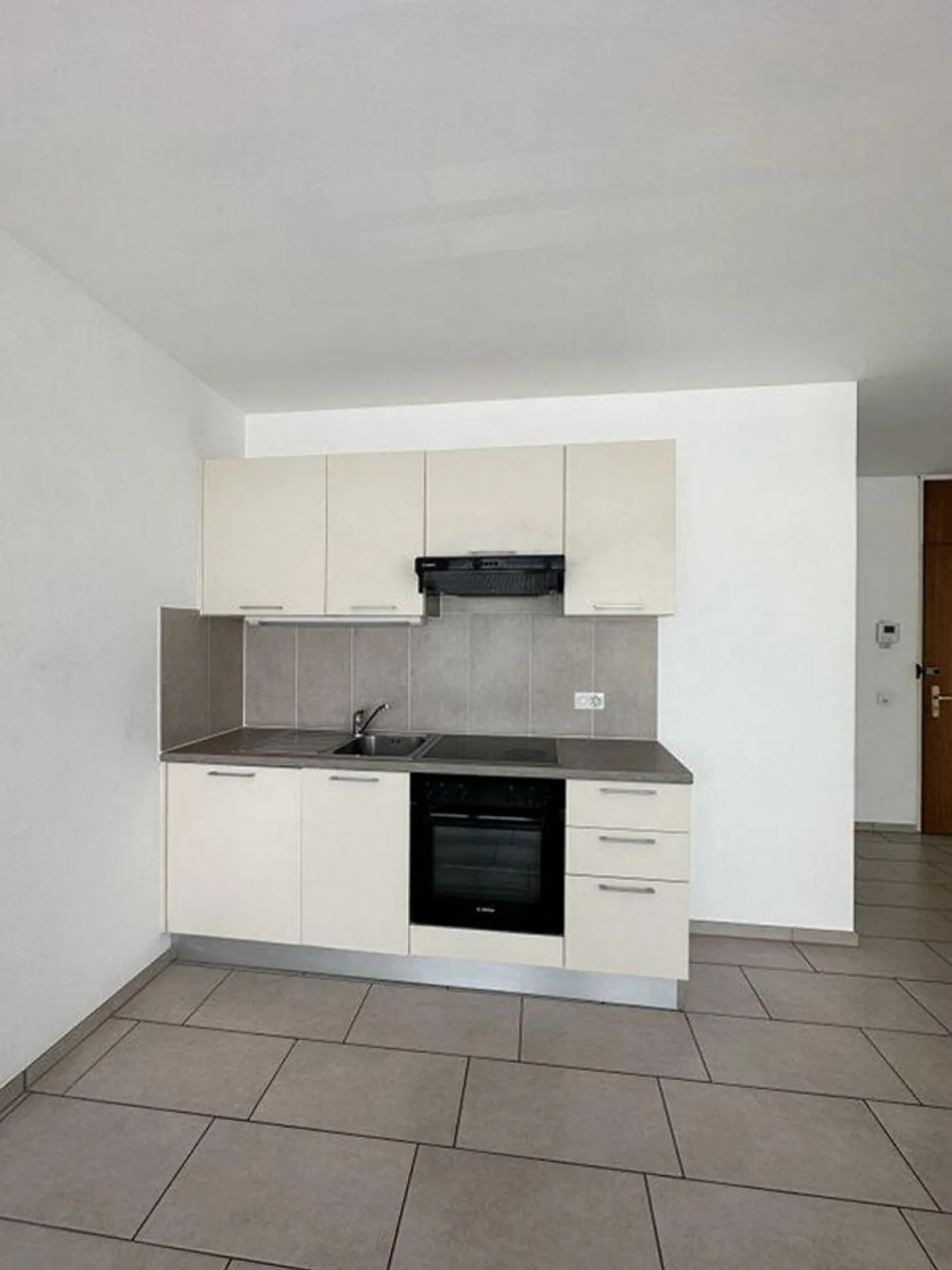 LOCARNO | Studio dans un emplacement stratégique - Photo 3 sur 6