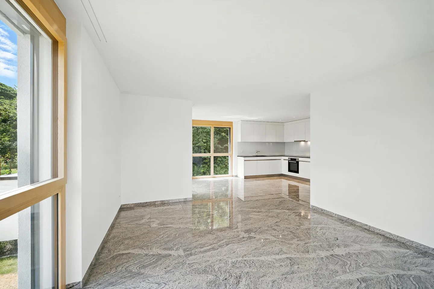 Quality of Living at Its Best - Living with Lake View and Style, Salenstein - Photo 7 of 14