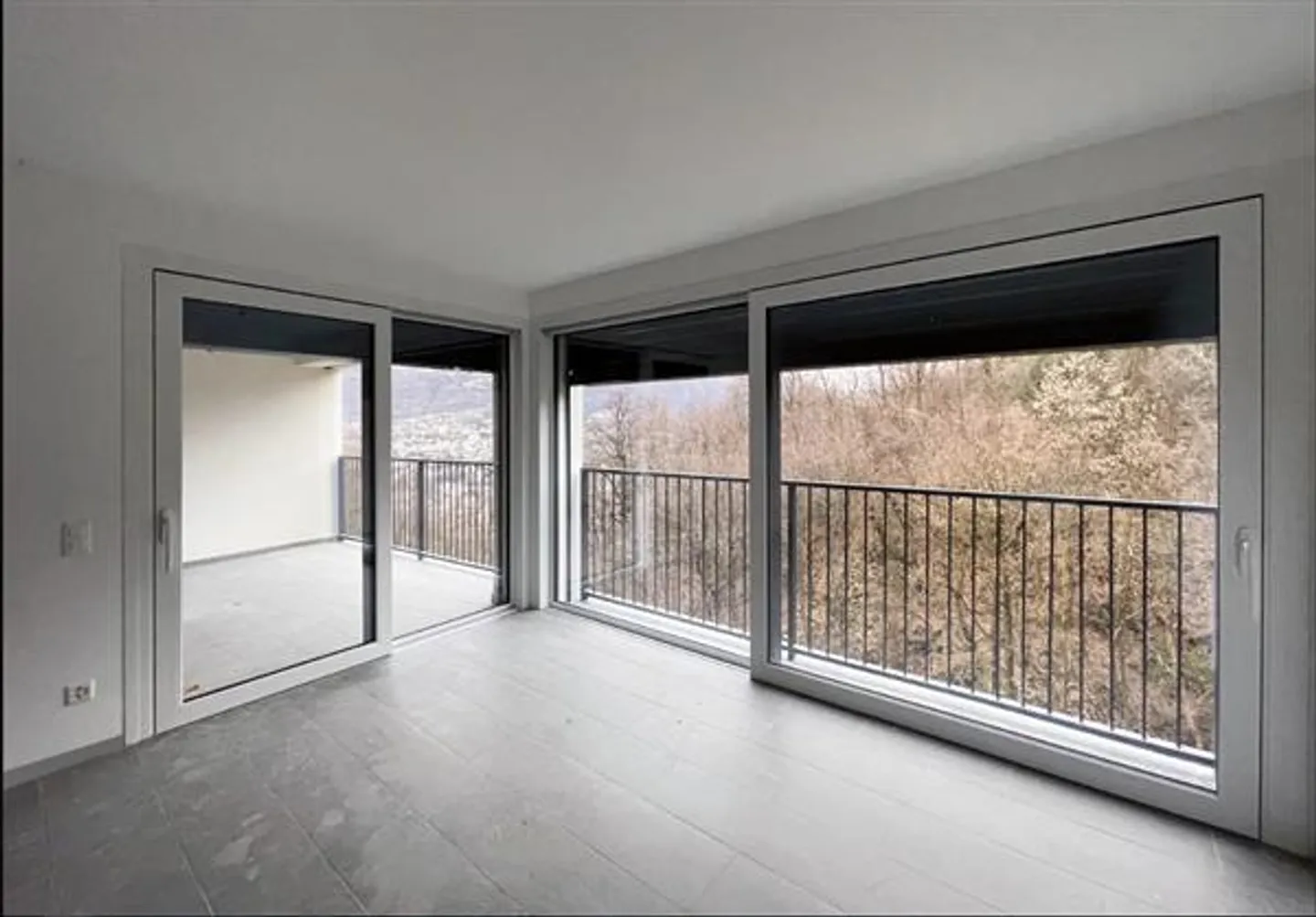 Pedrinate: Income-generating Apartment 2.5 Rooms - Photo 4 of 5