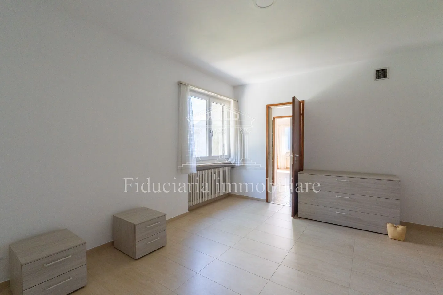 LOCARNO MONTI - Casa plurifamiliare con vista lago e giardino - Foto 8 di 12
