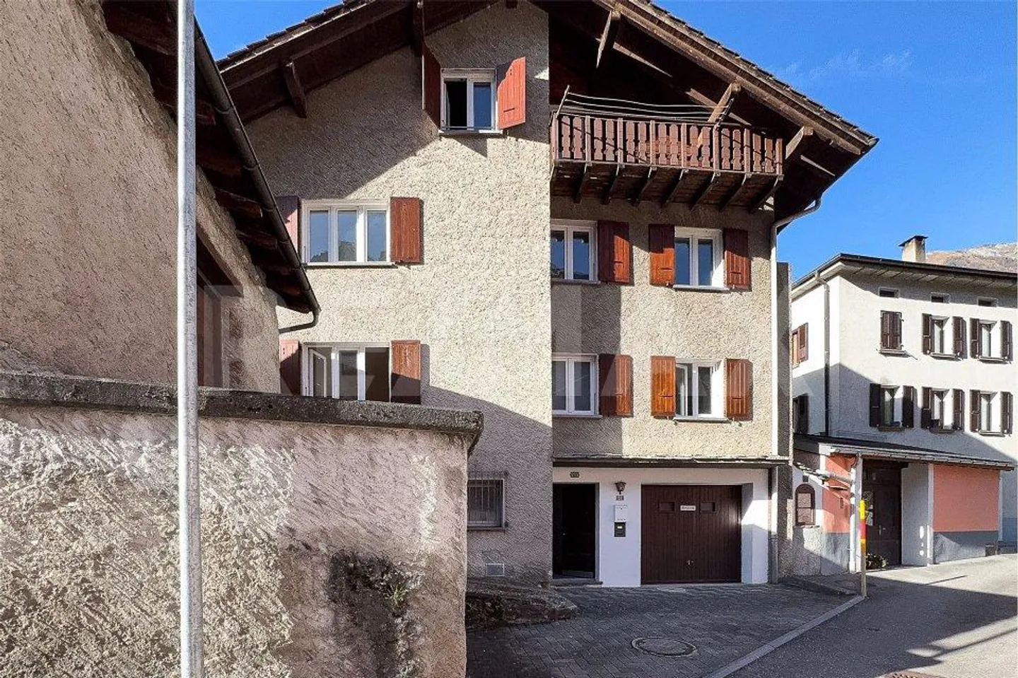 Einfamilienhaus in Mesocco - Foto 1 von 13